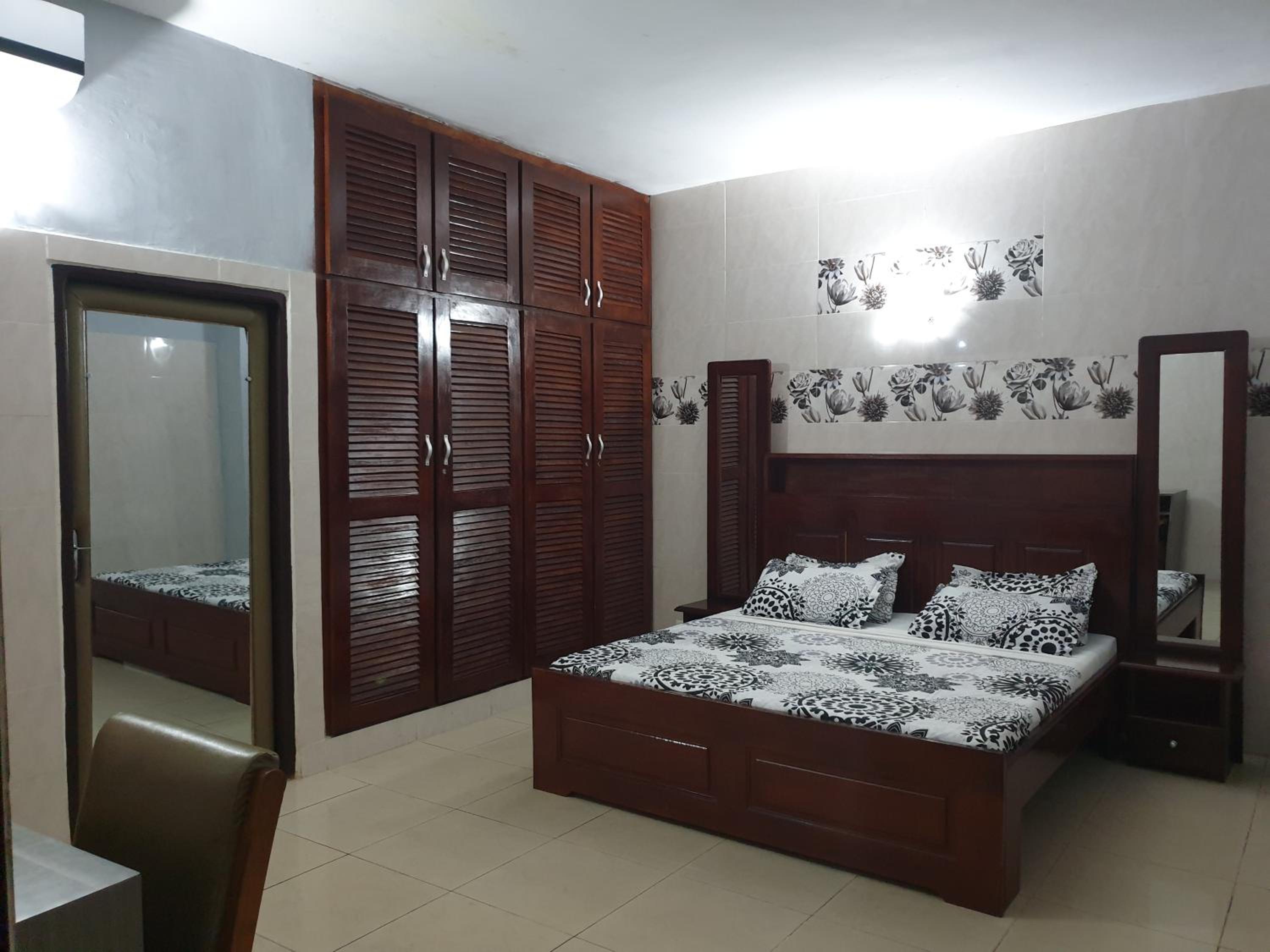 Two-Bedroom House photo 2