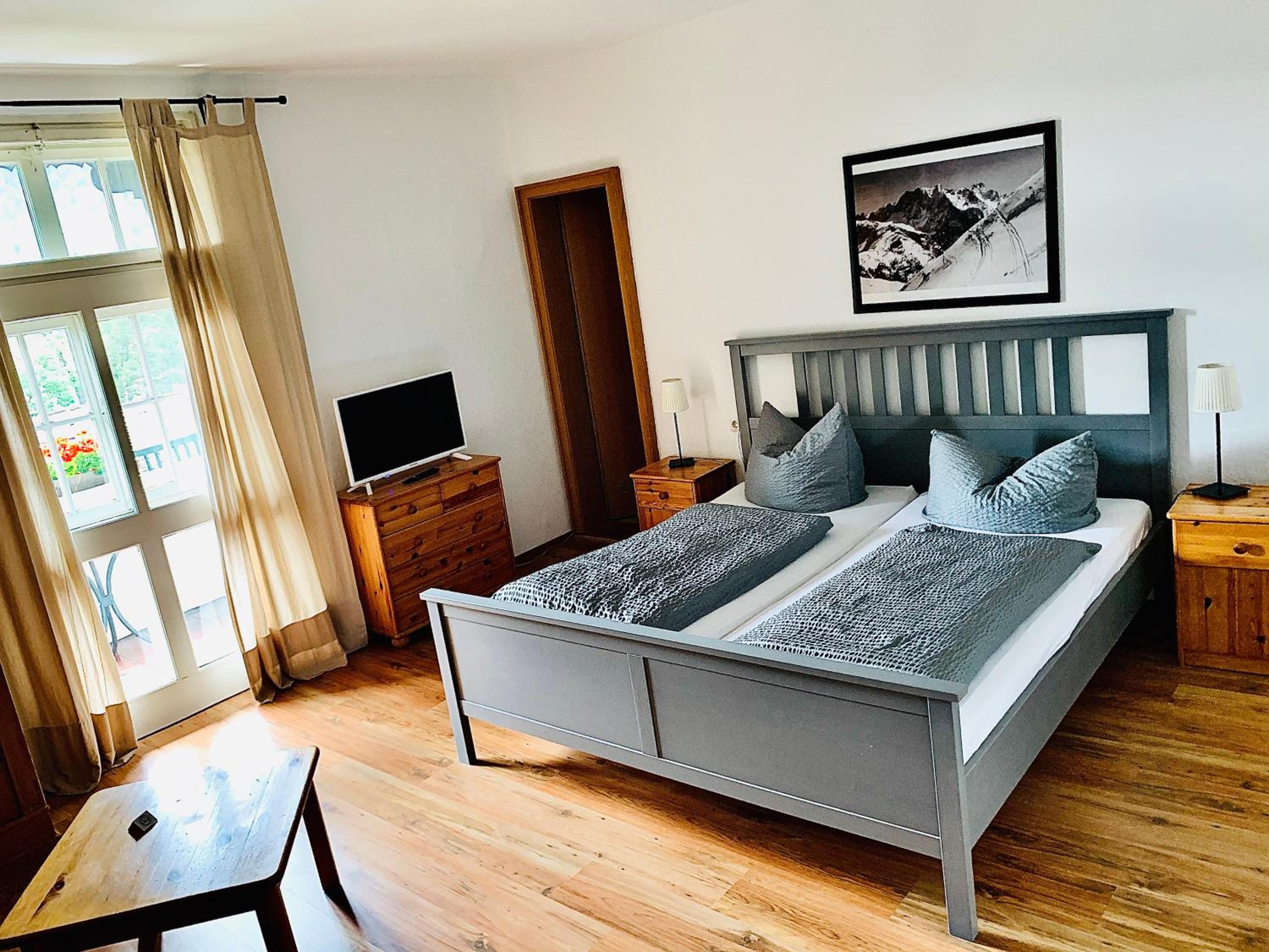 Double Room - Photo 6