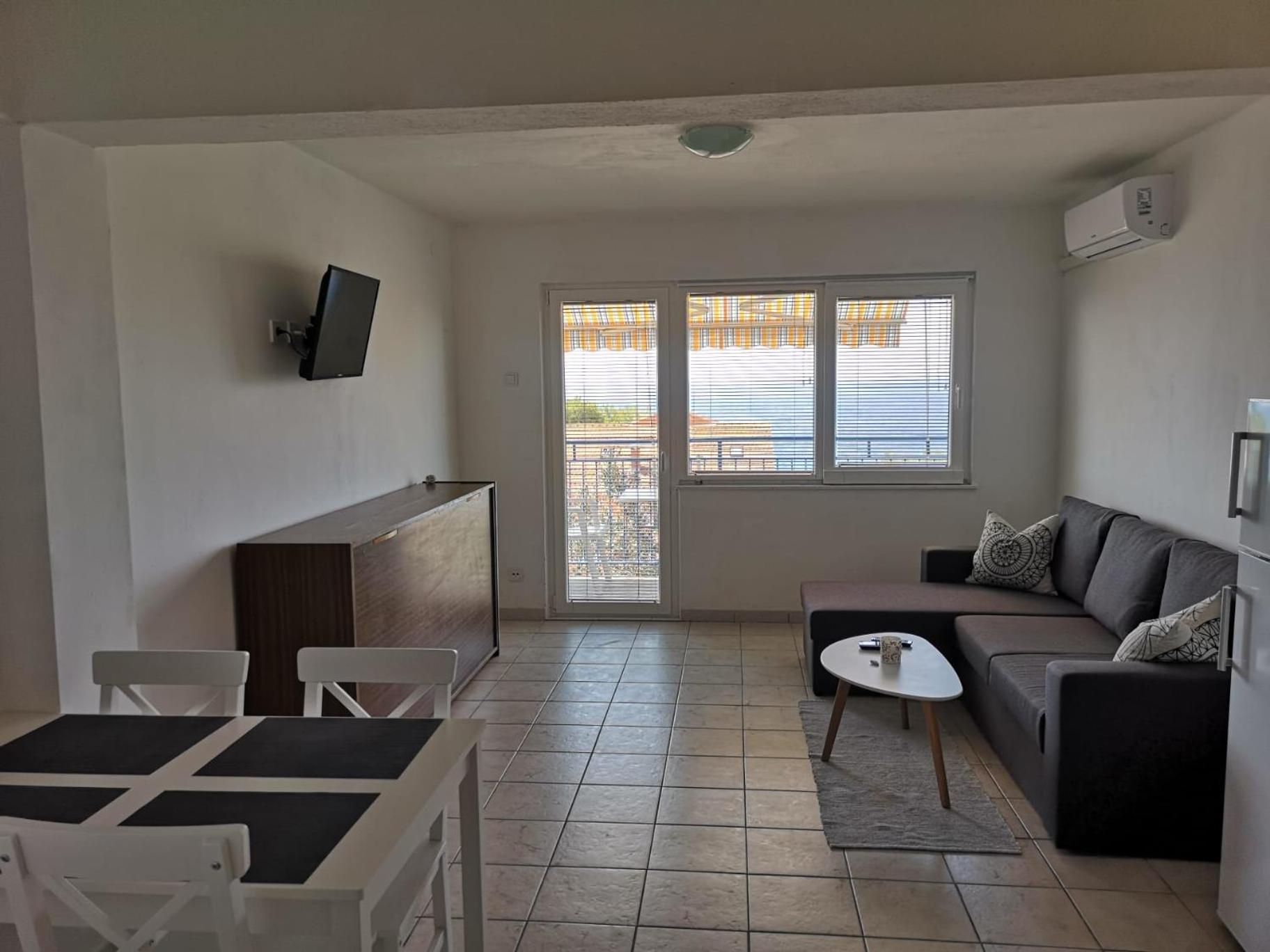 Apartment with Sea View