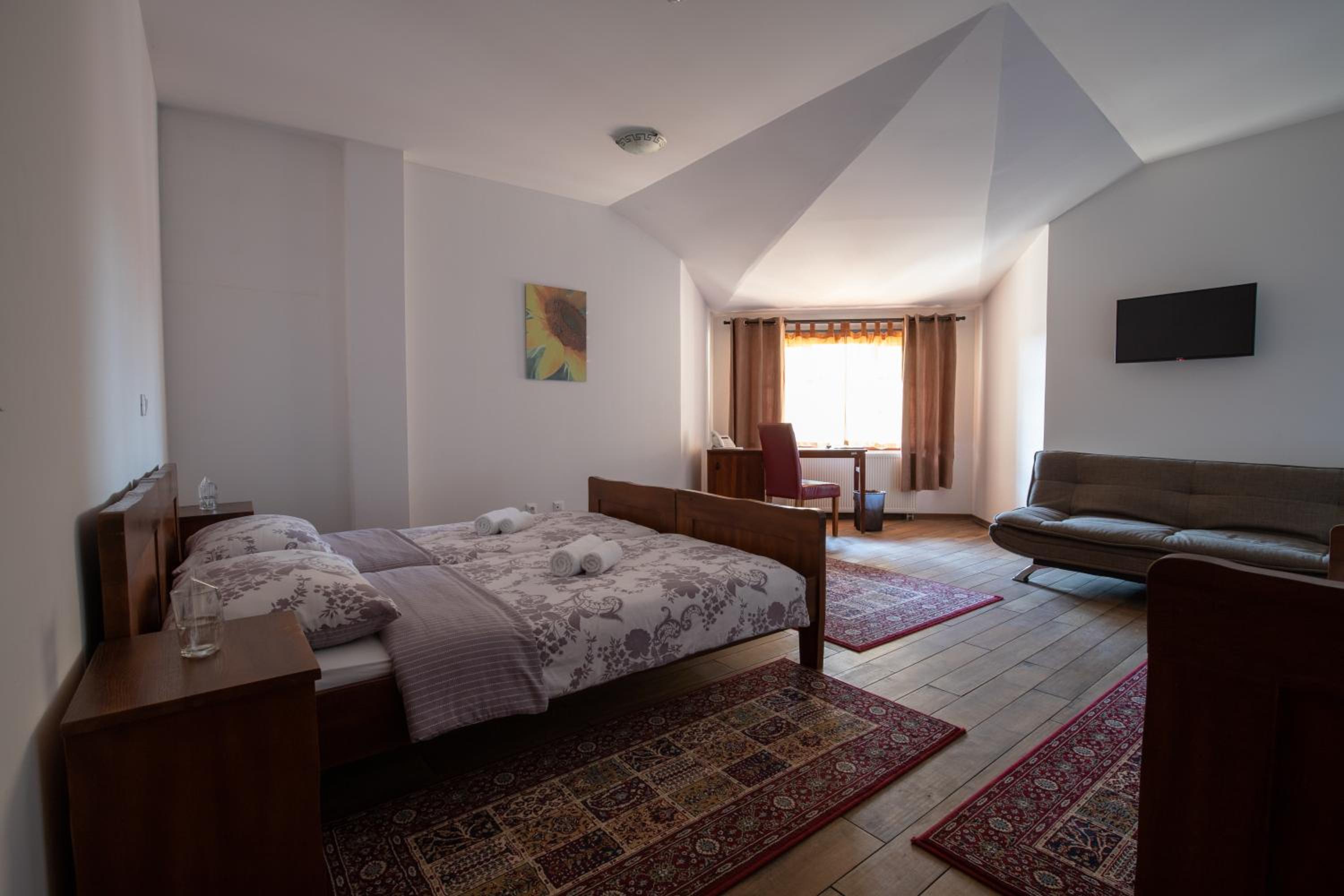 Deluxe Double Room - Photo 2