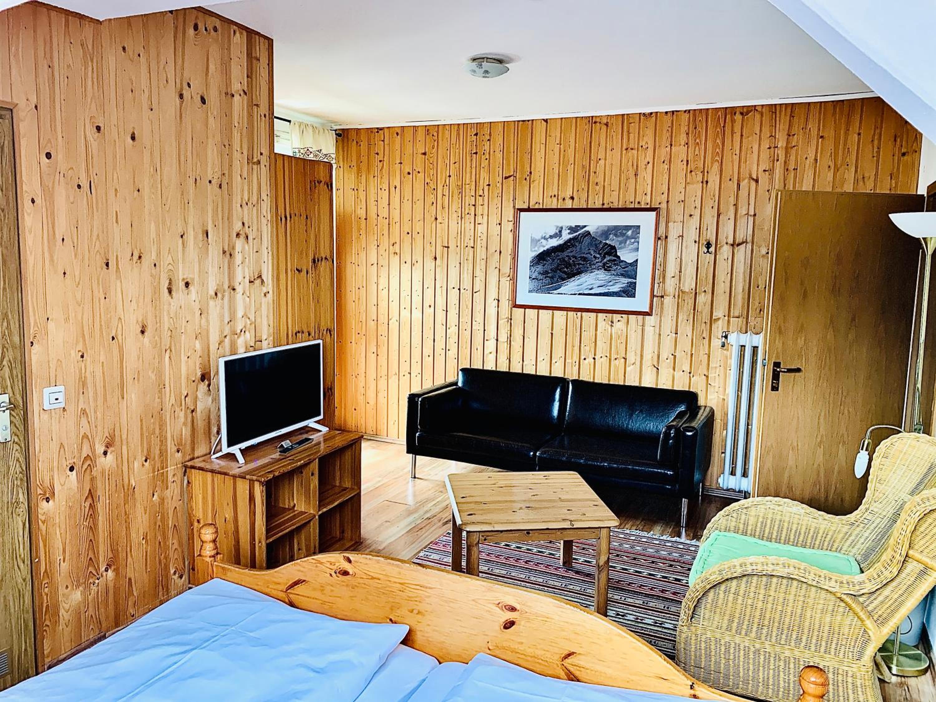 Double Room - Photo 14