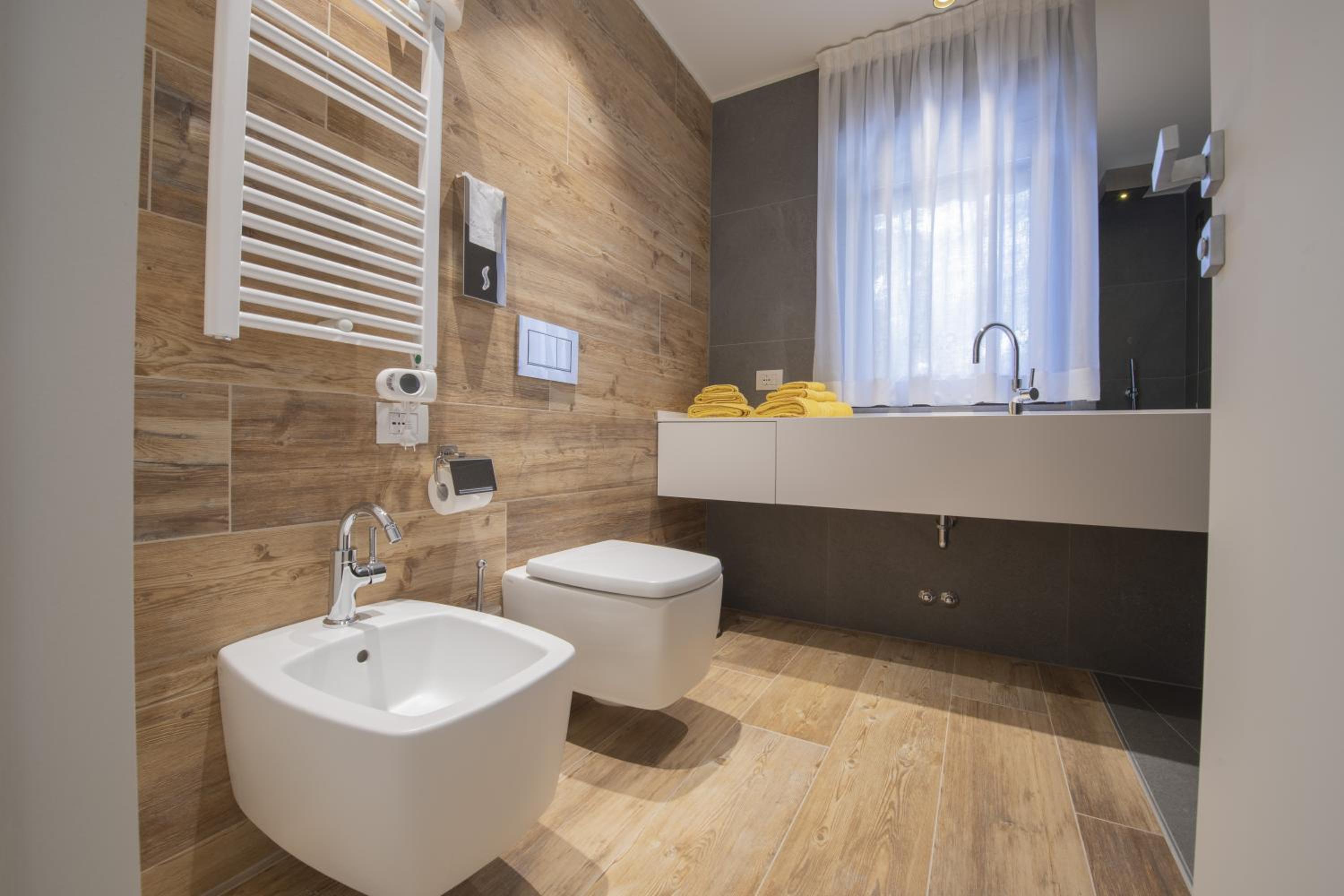 Double or Twin Room - Photo 6