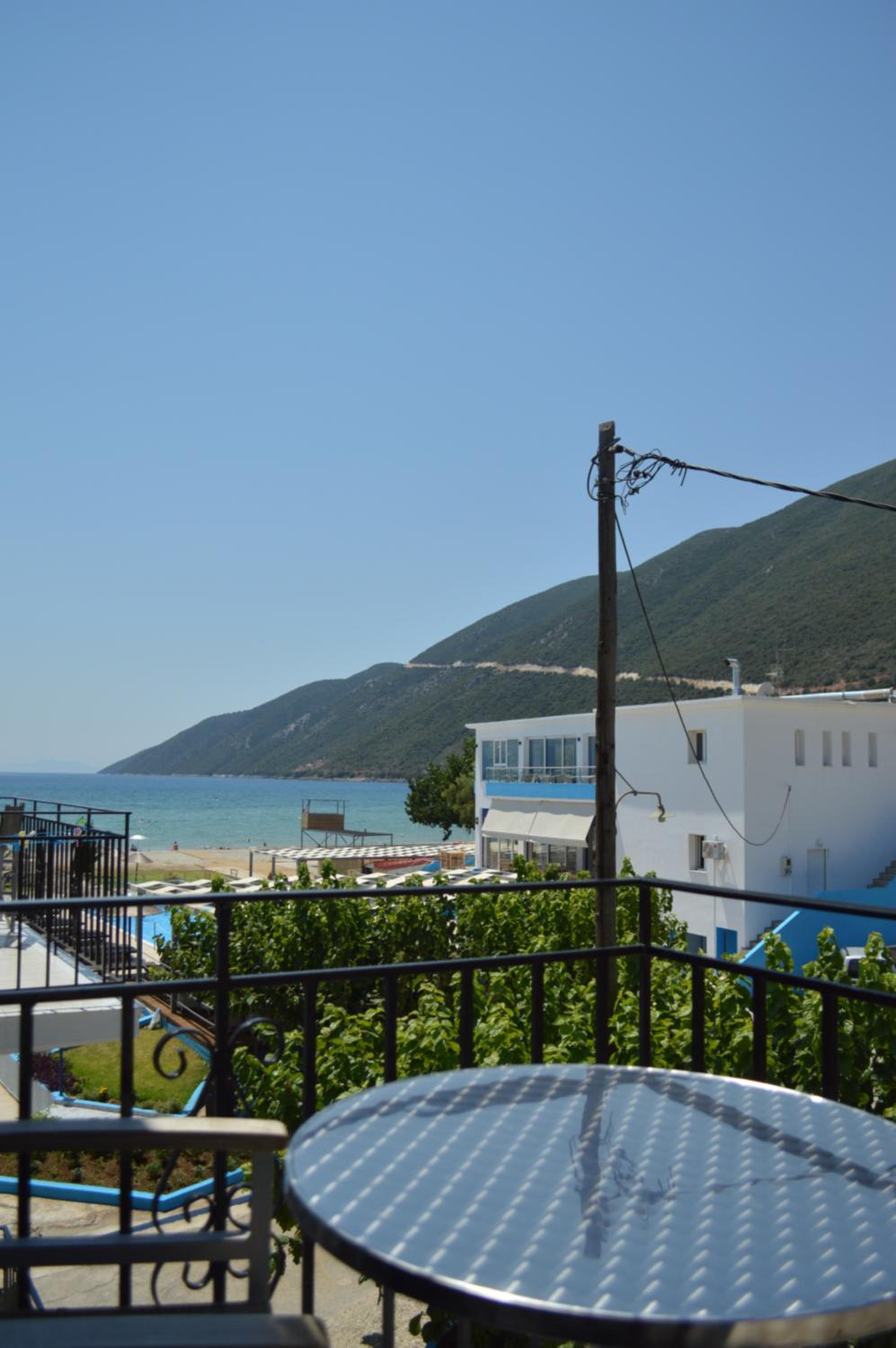 Double or Twin Room with Garden View - Photo 6
