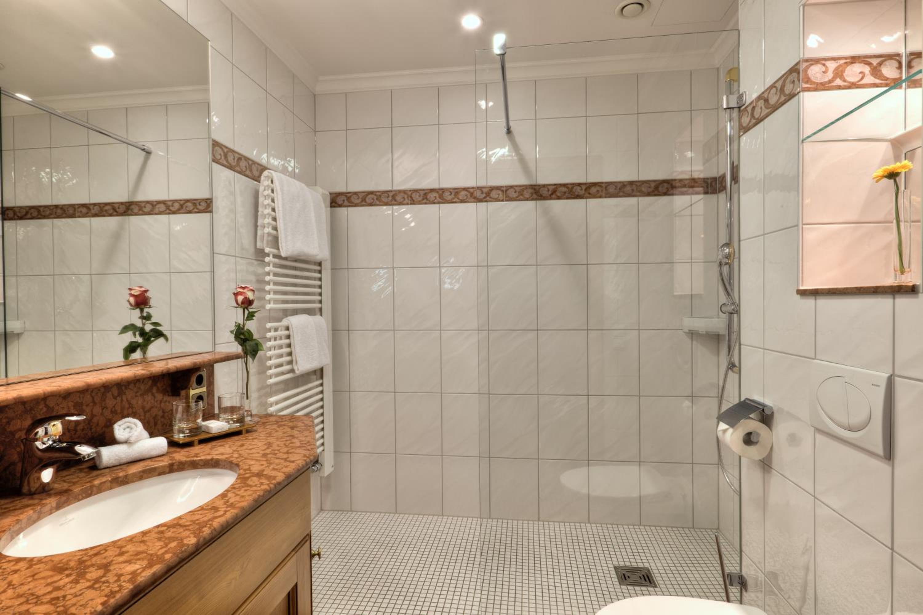 Double Room - Photo 2