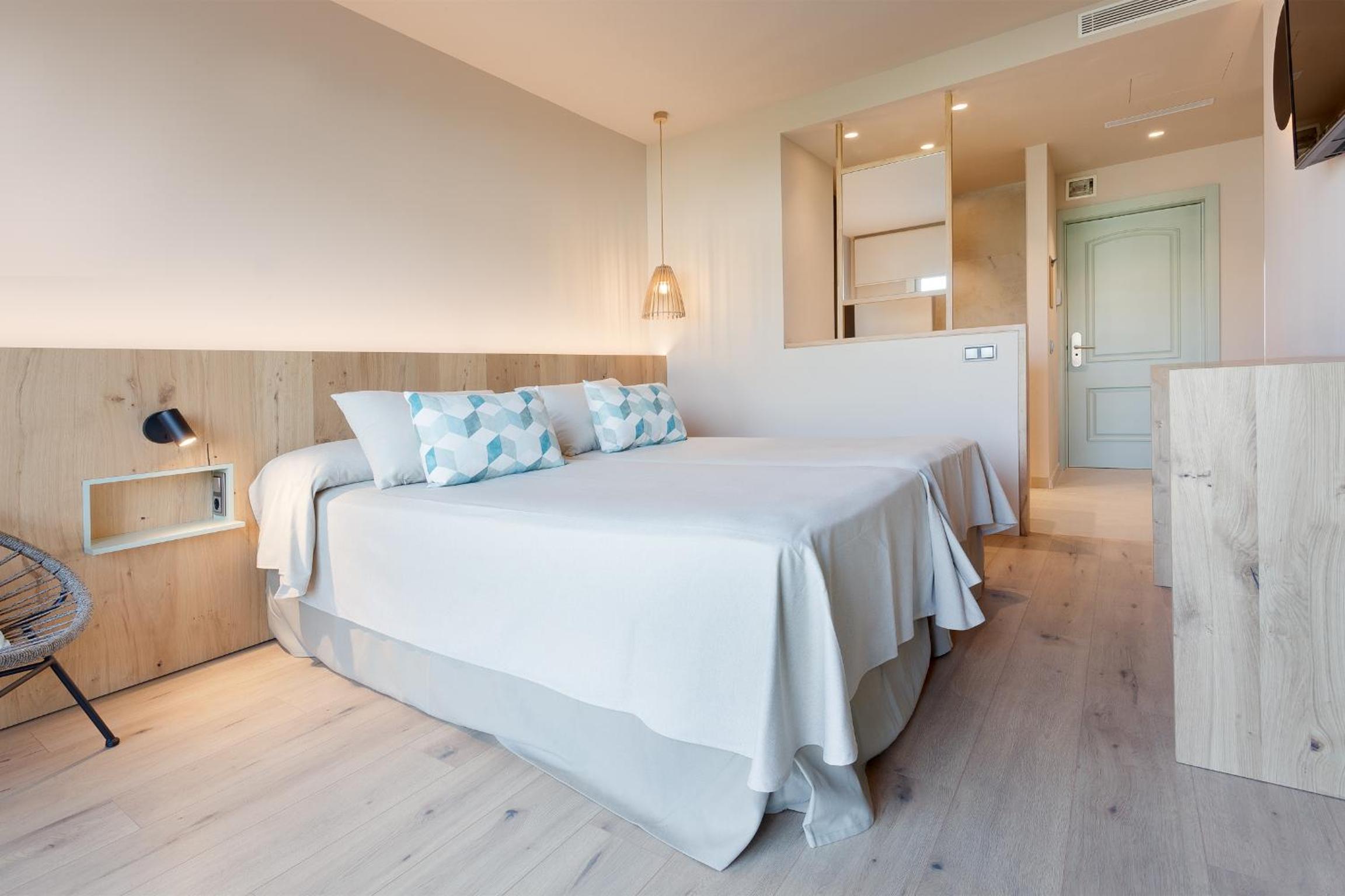 Deluxe Room photo 2