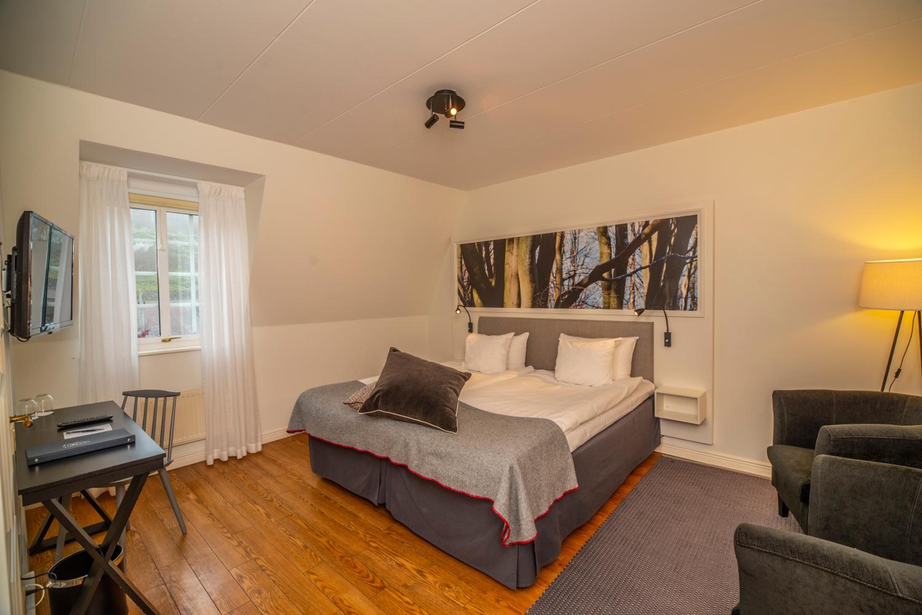 Double or Twin Room in Main Building
