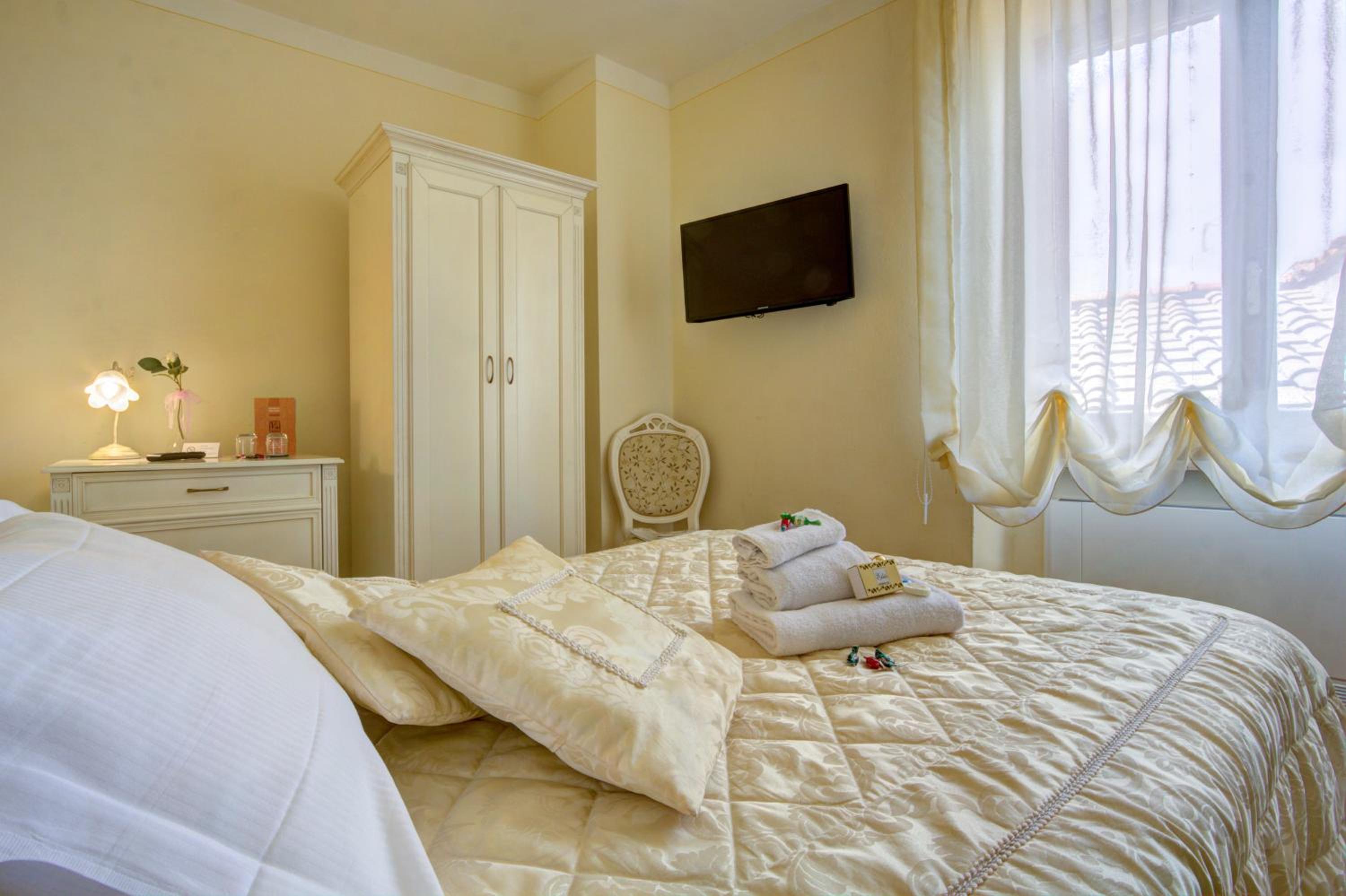 Basic Double Room photo 1