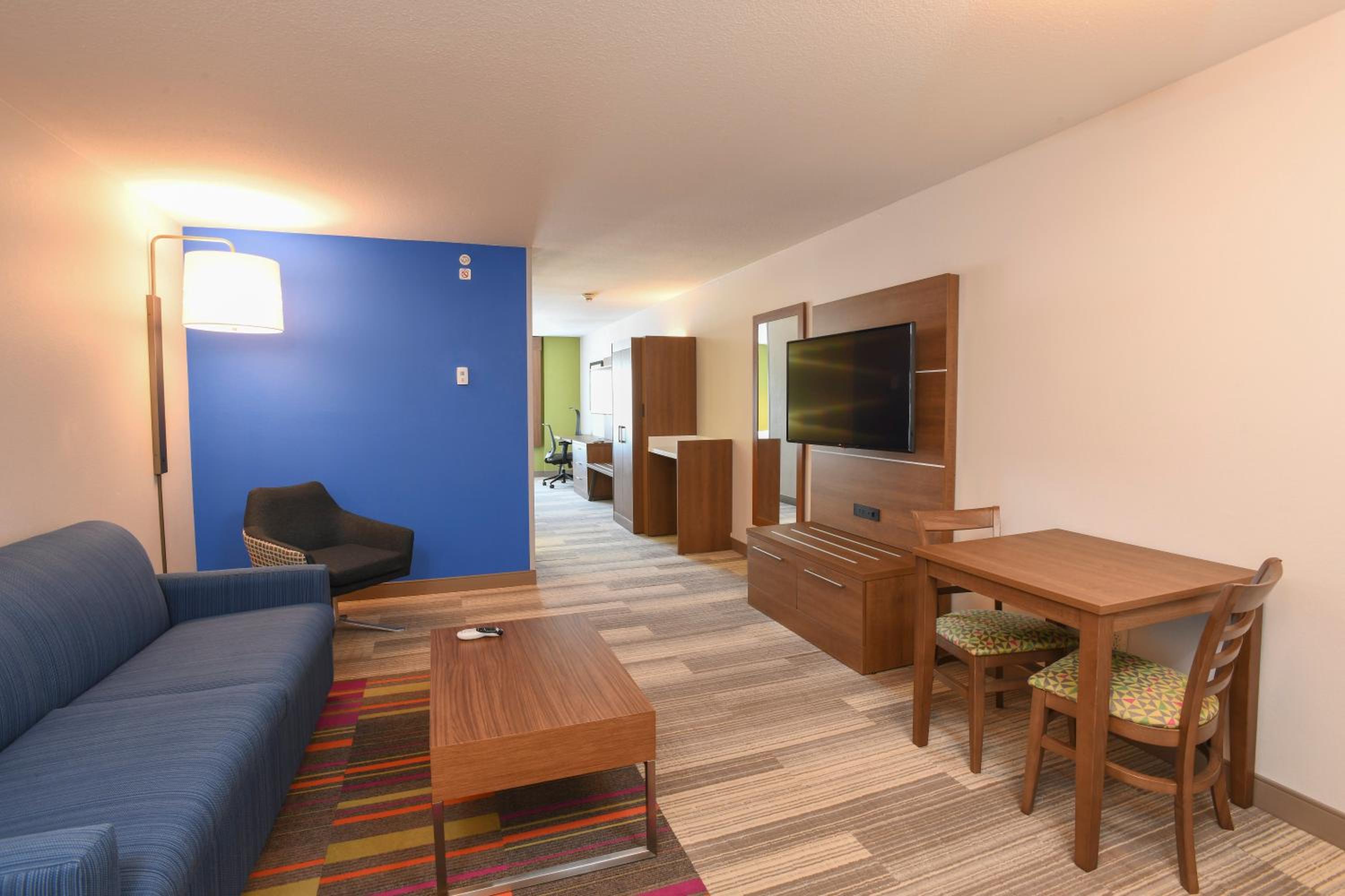 King Room - Mobility Access/Non-Smoking - Photo 4