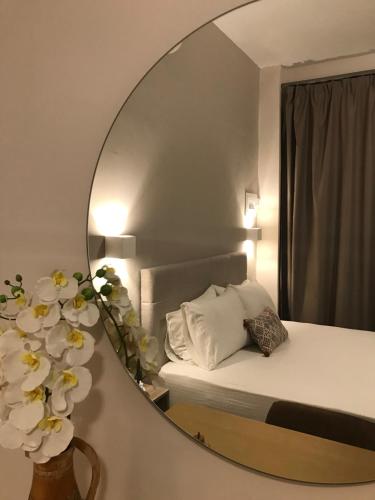 Standard Double or Twin Room with Balcony - Photo 3