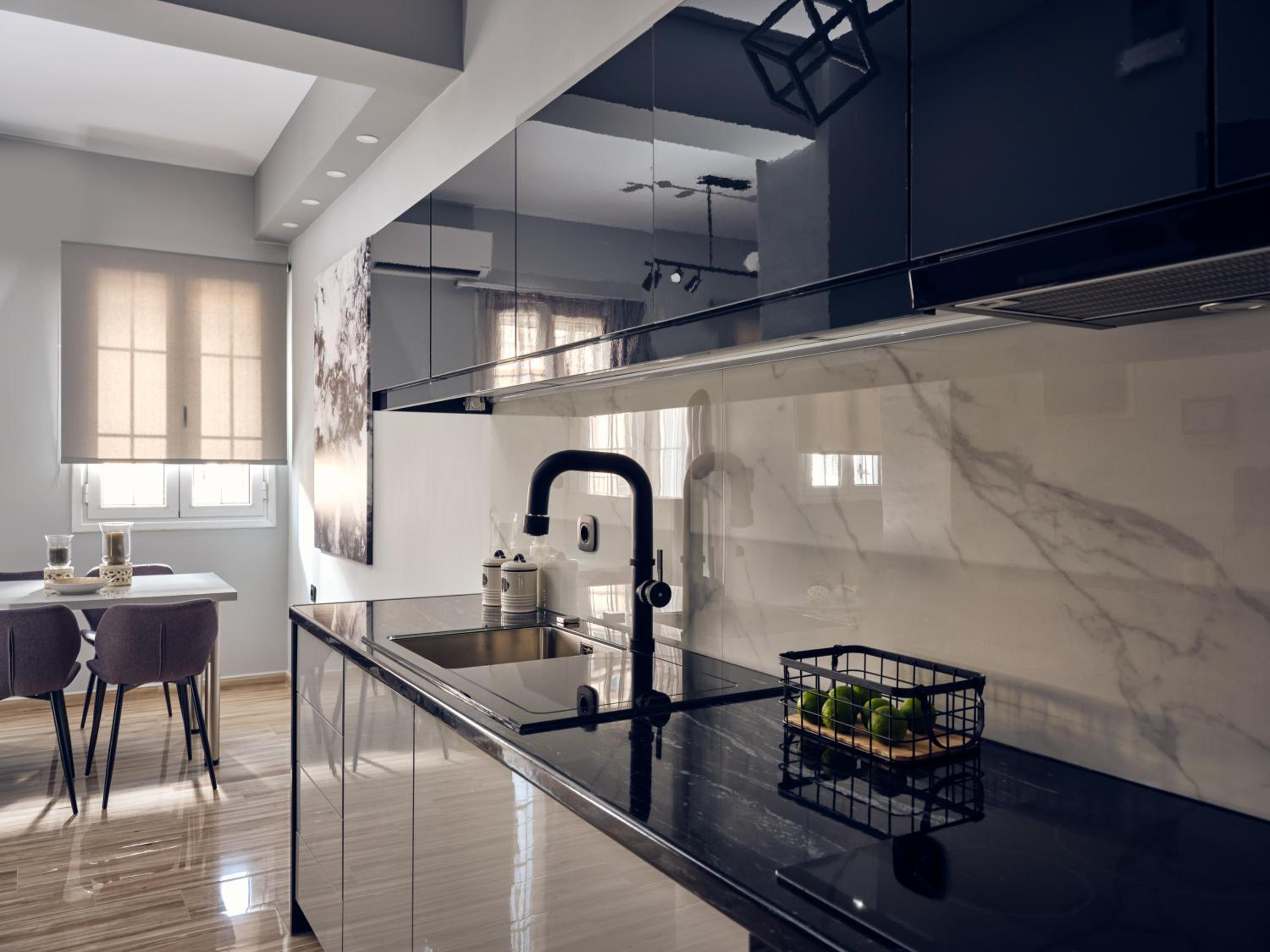 Suite with Private Pool - Photo 11