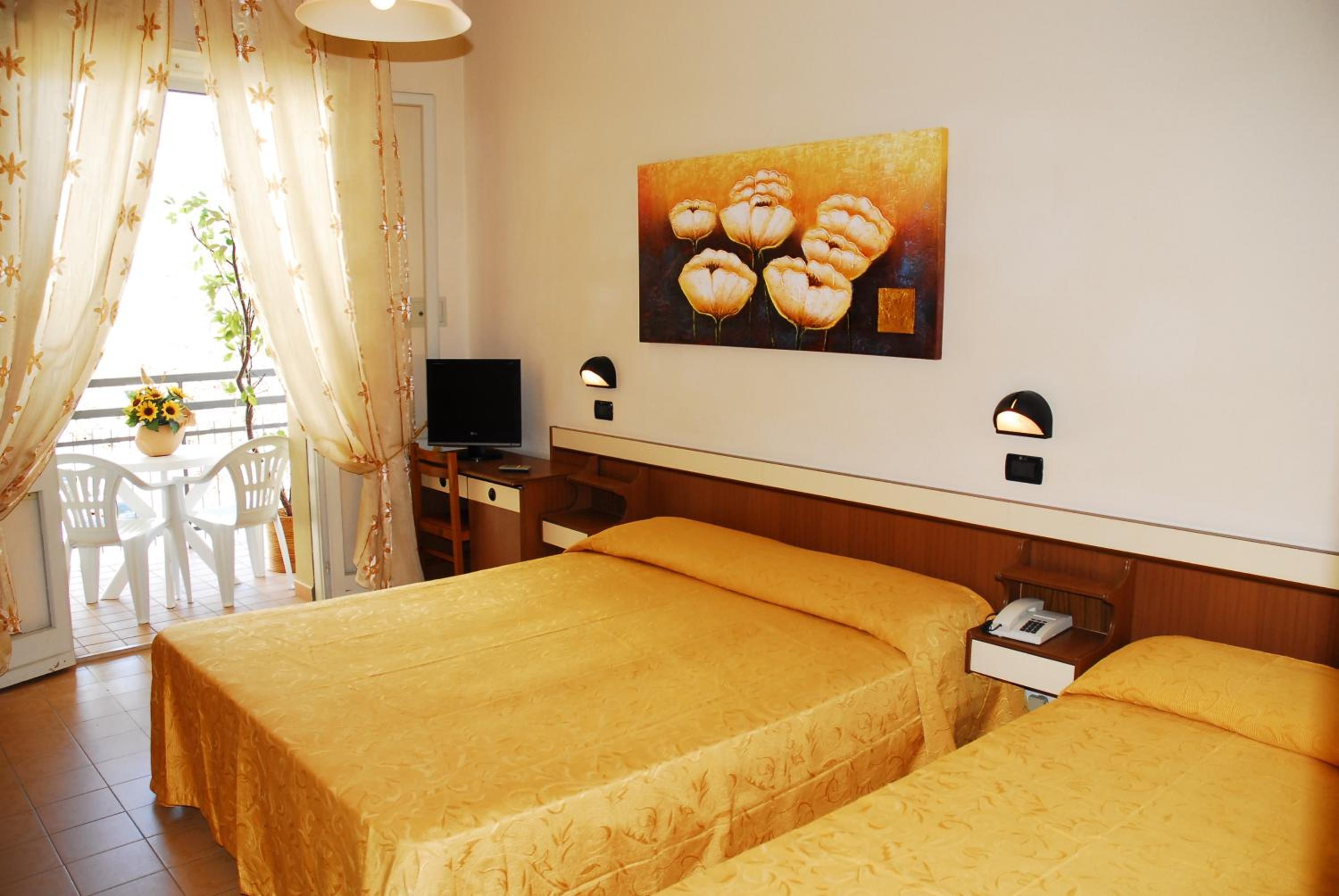 Triple Room with Balcony