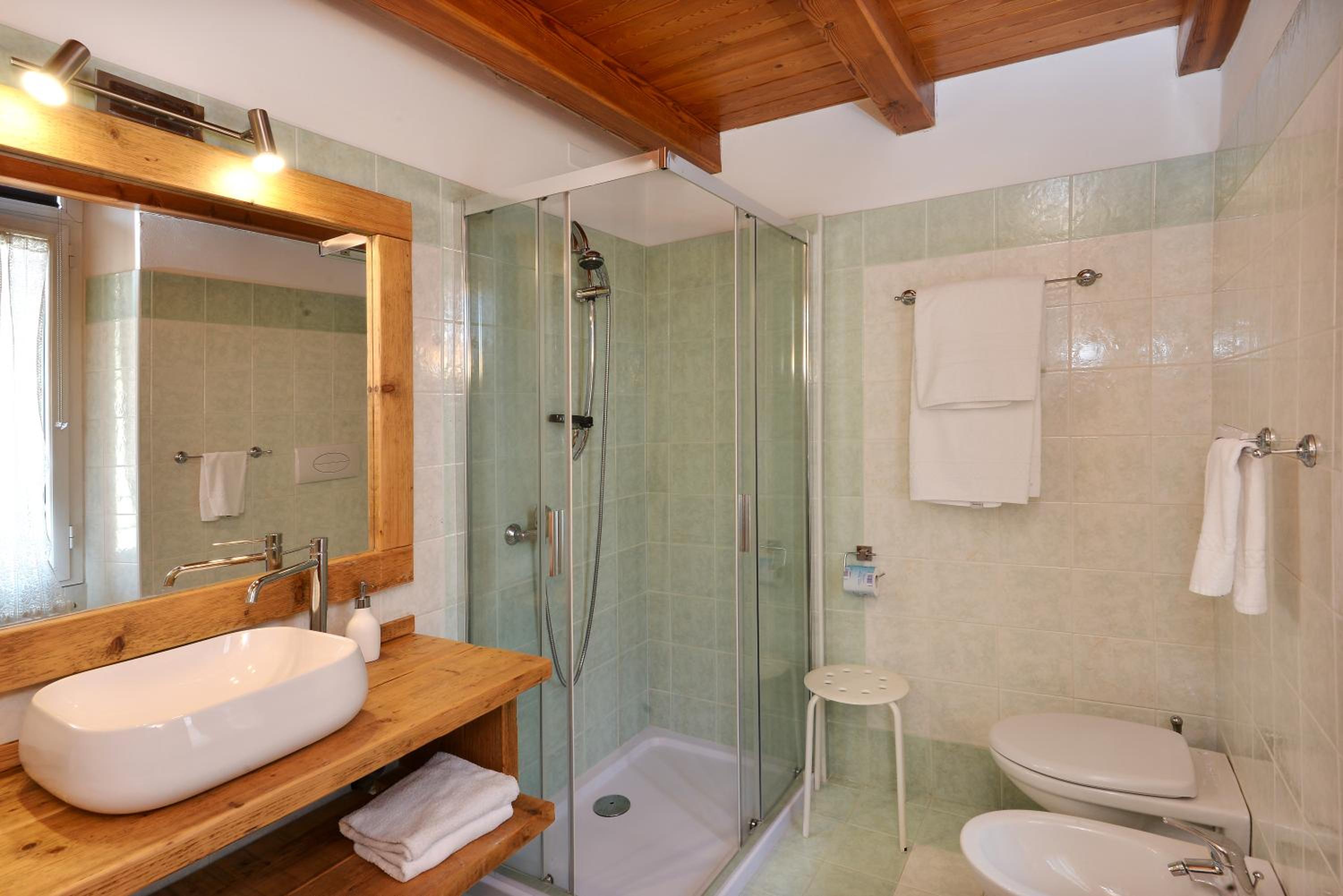 Apartment with Pool View (2 Adults) photo 3