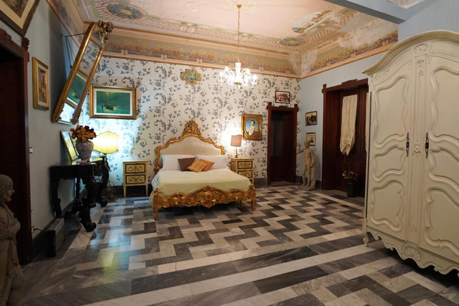 Suite with Garden View