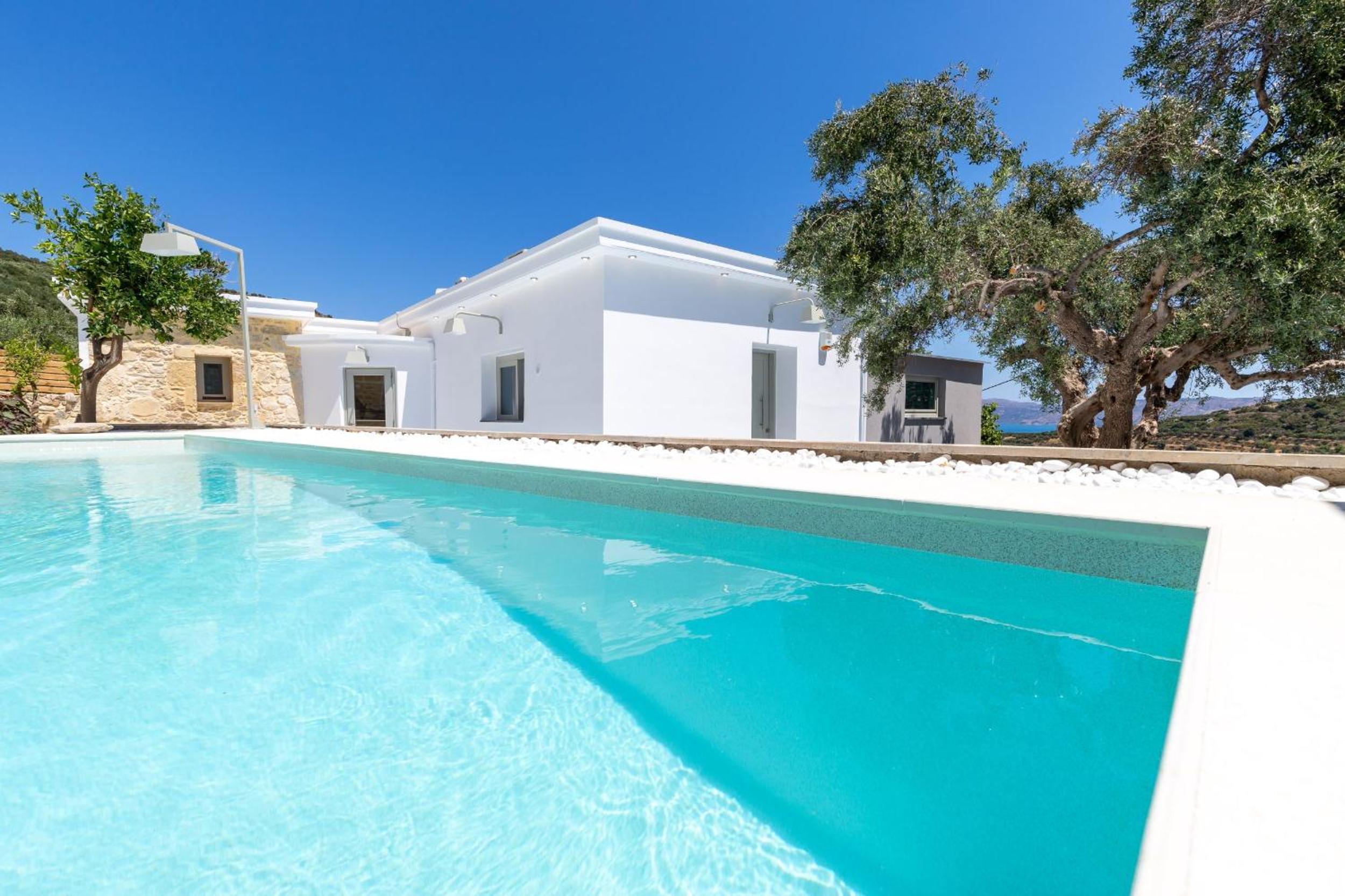 Villa with Sea View - Photo 11