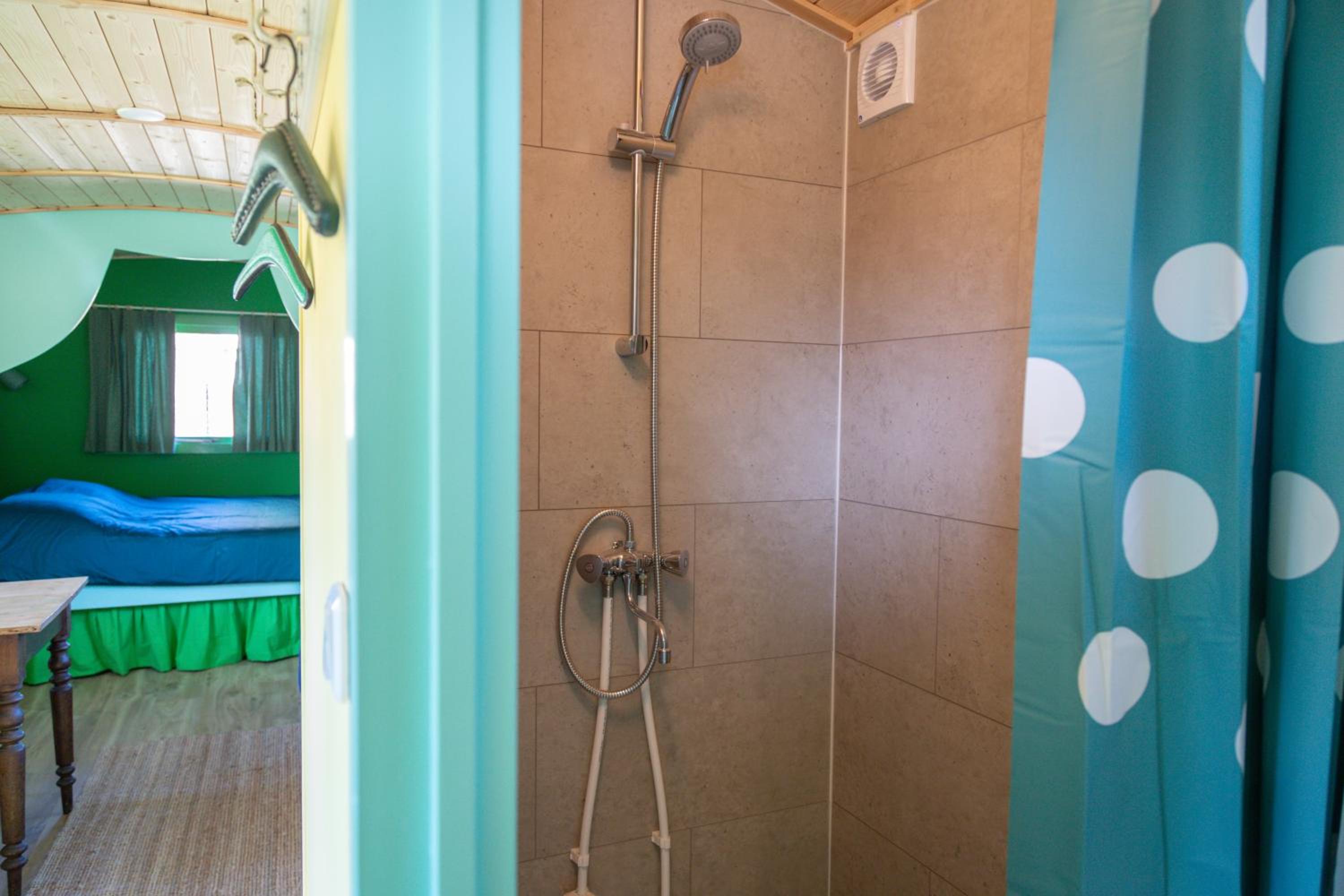 Double Room with Garden View - Photo 12