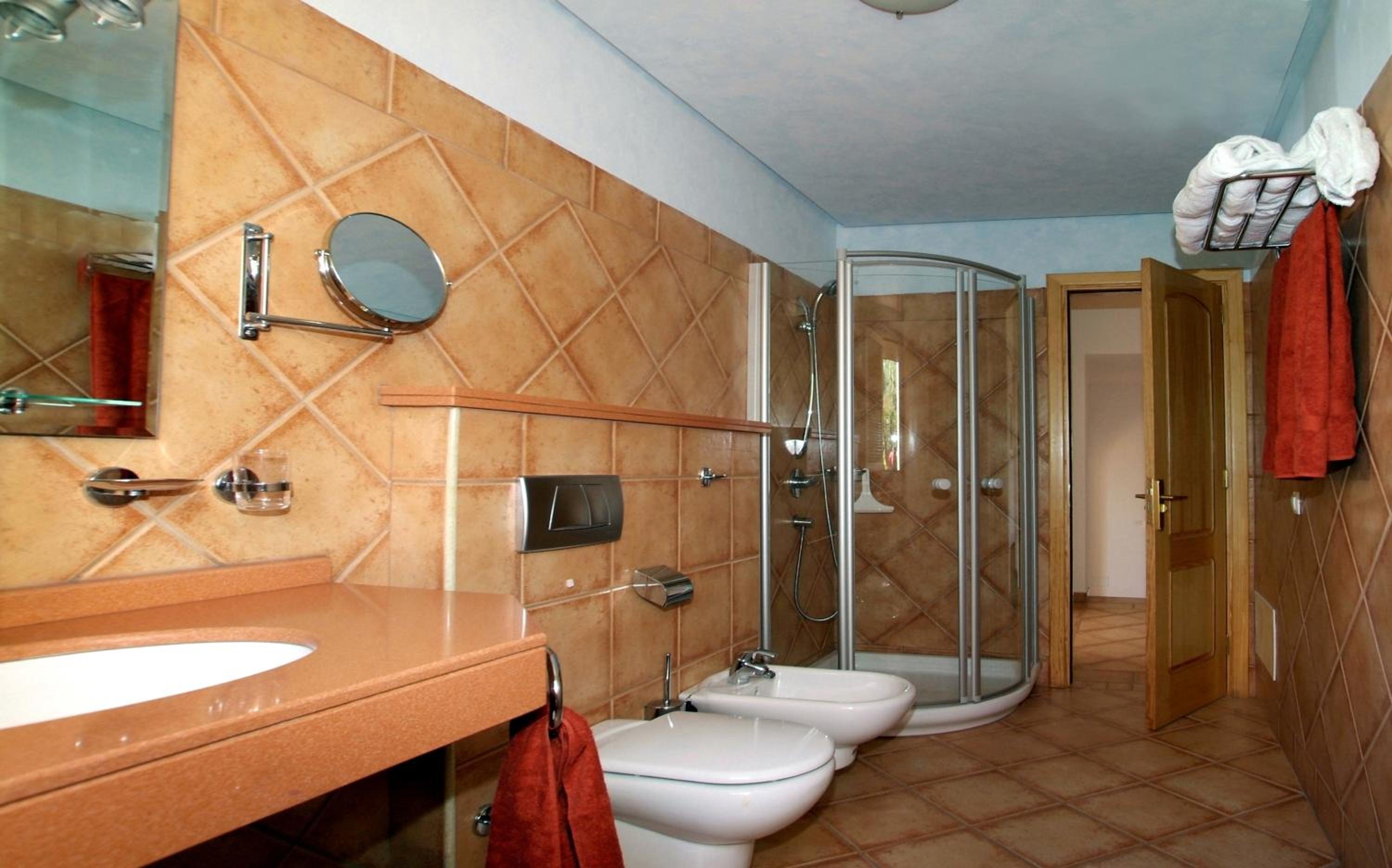 Apartment - Ground Floor photo 3