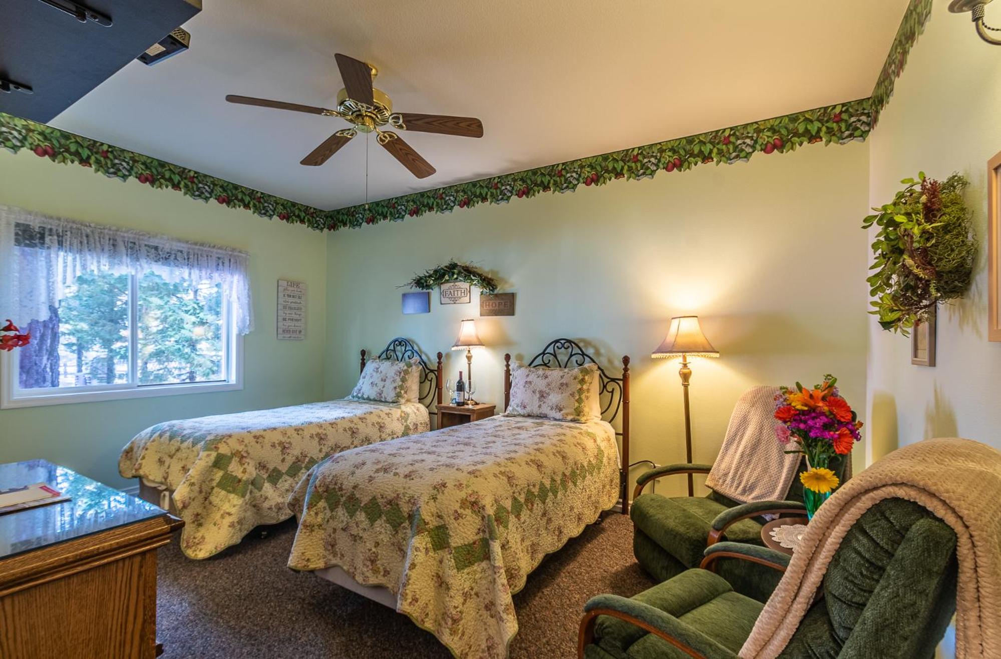 Standard Twin Room