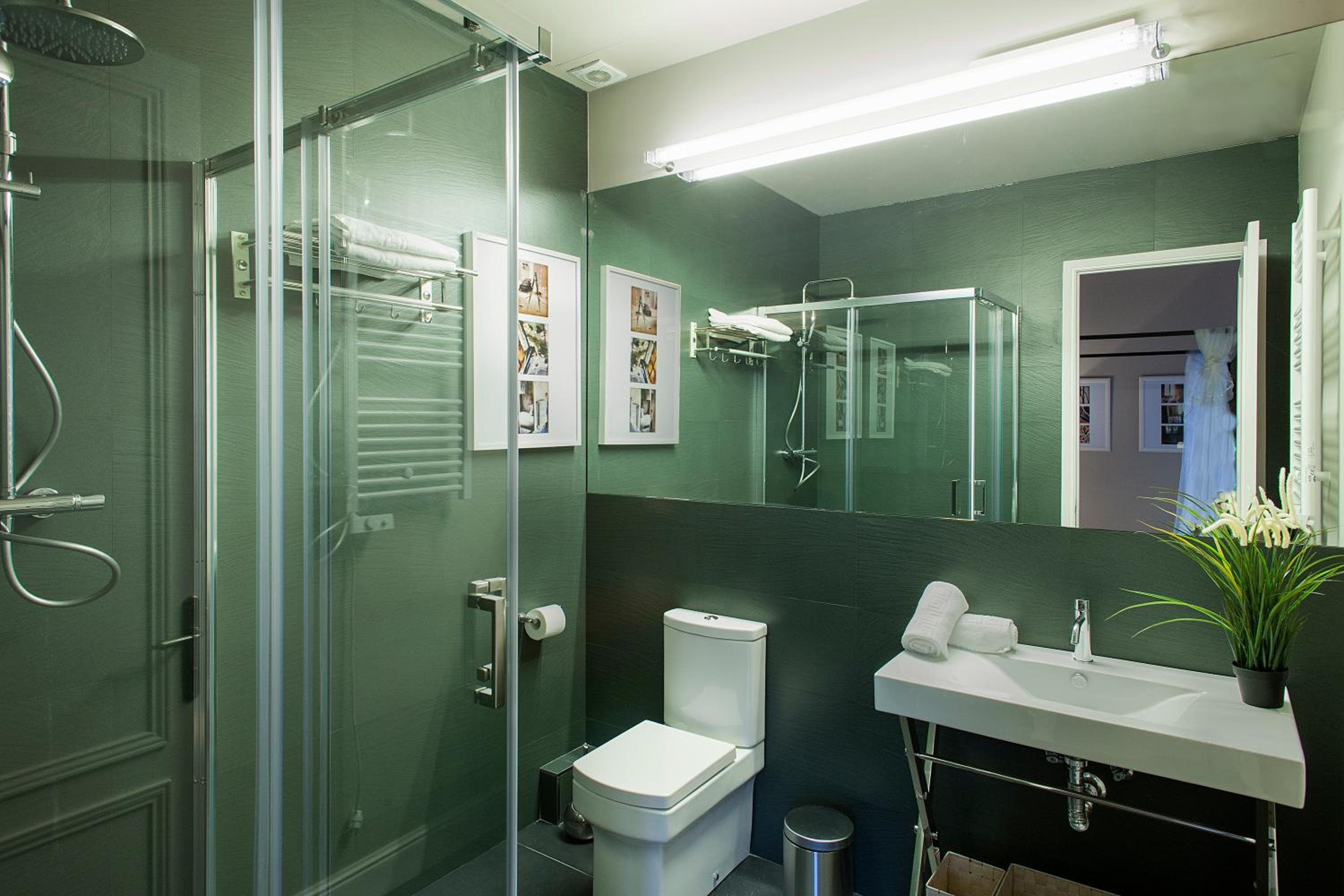 Suite with City View and Balcony photo 3