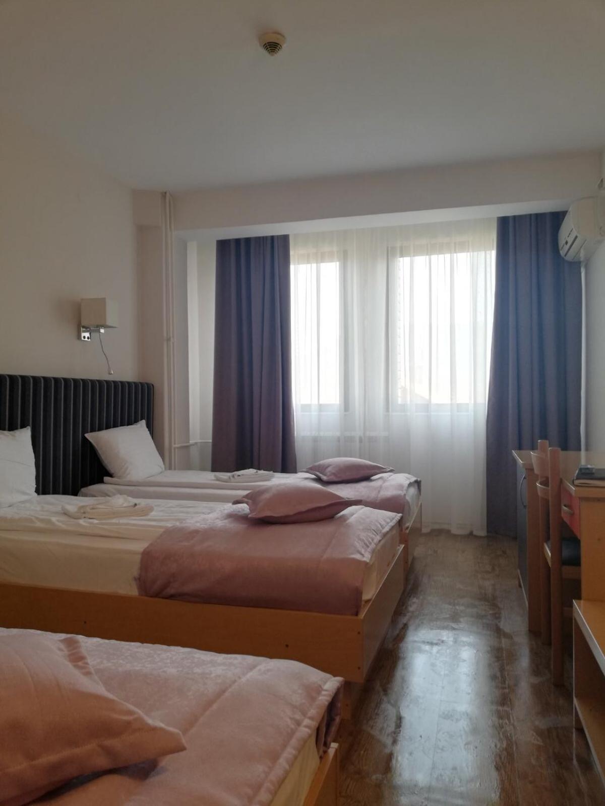 Standard Triple Room photo 3