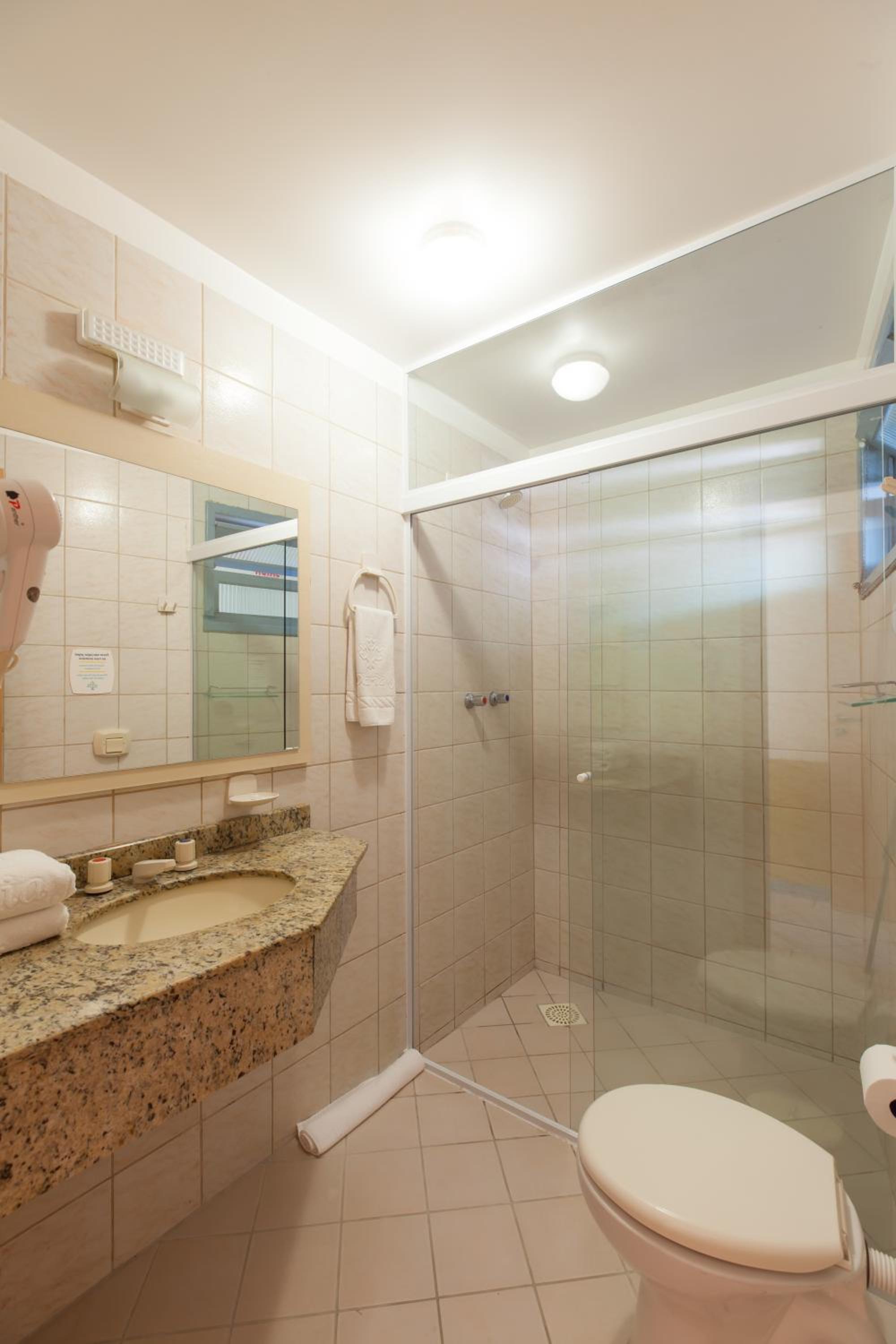 Quadruple Room - Photo 4