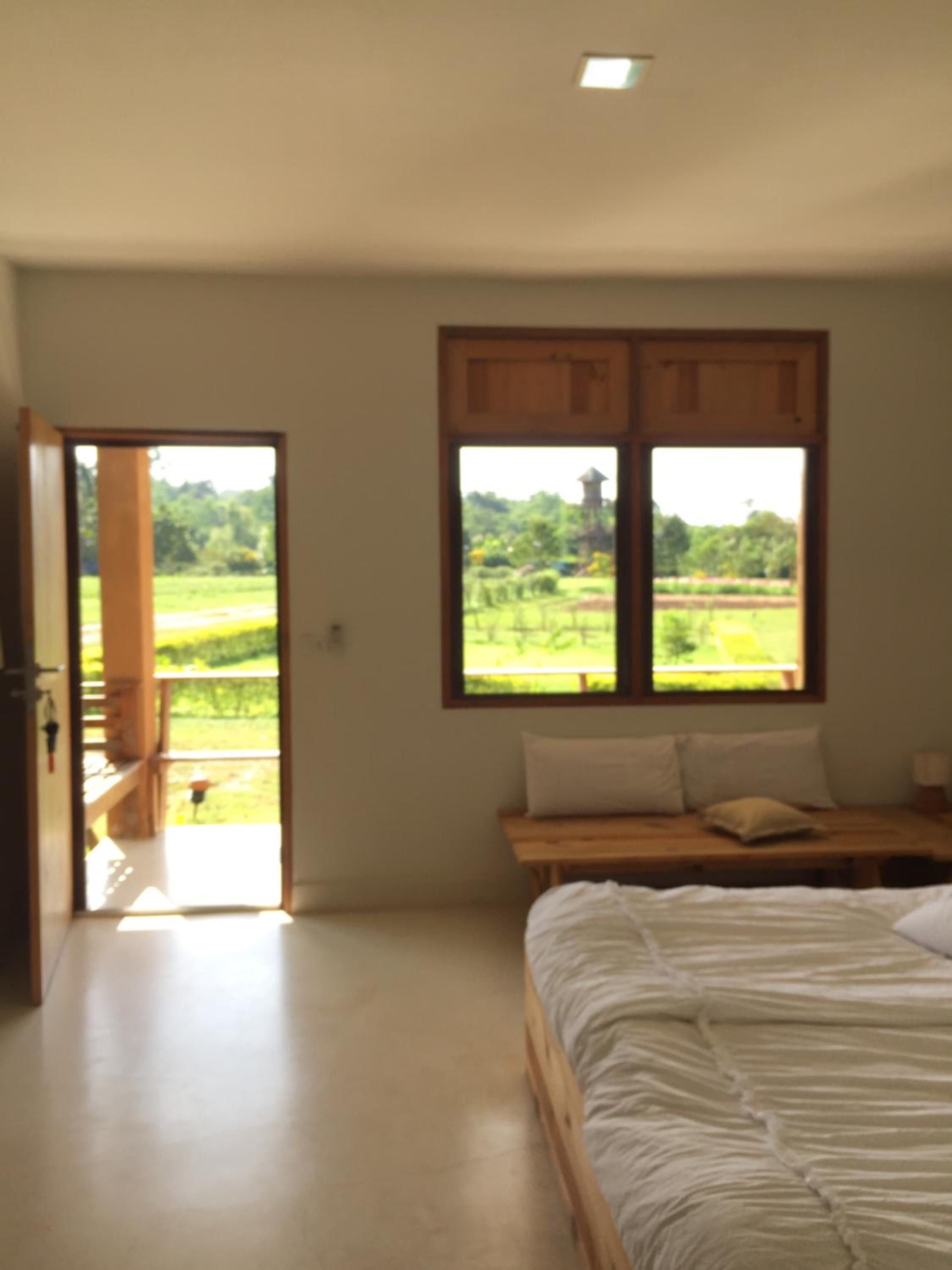 King Room with Balcony - Photo 27
