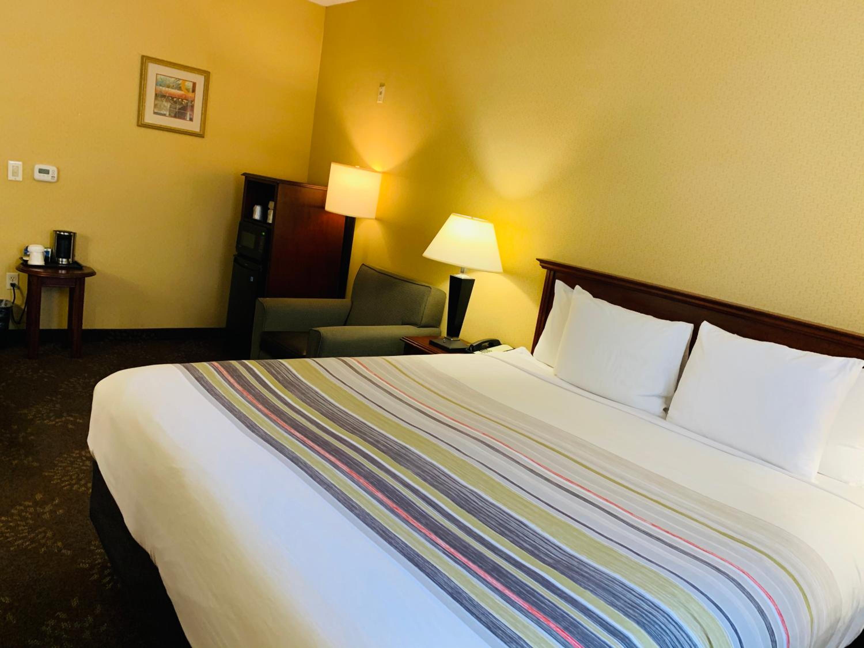 Guest King Room - Photo 7