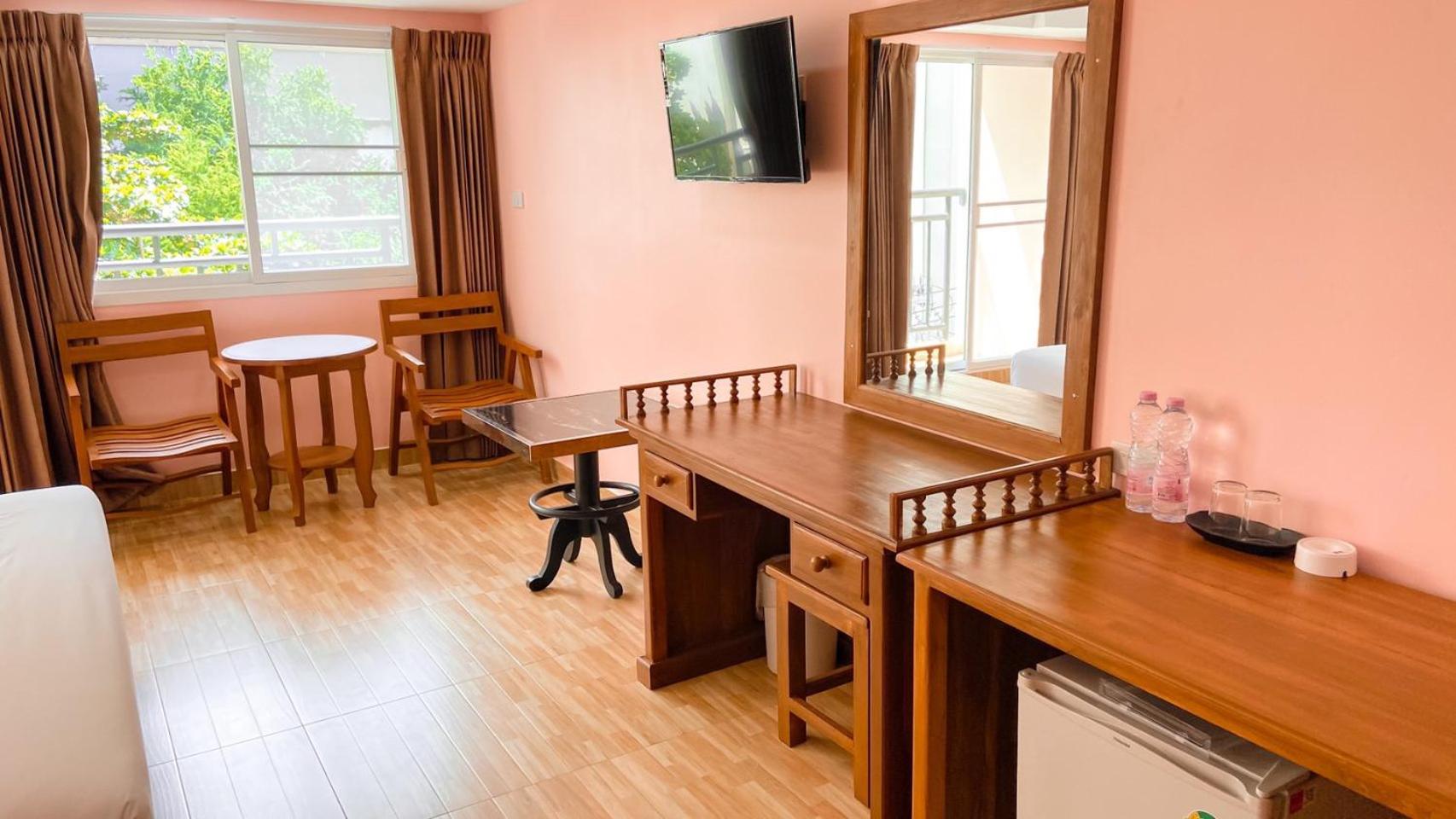 Standard Double Room - Photo 7