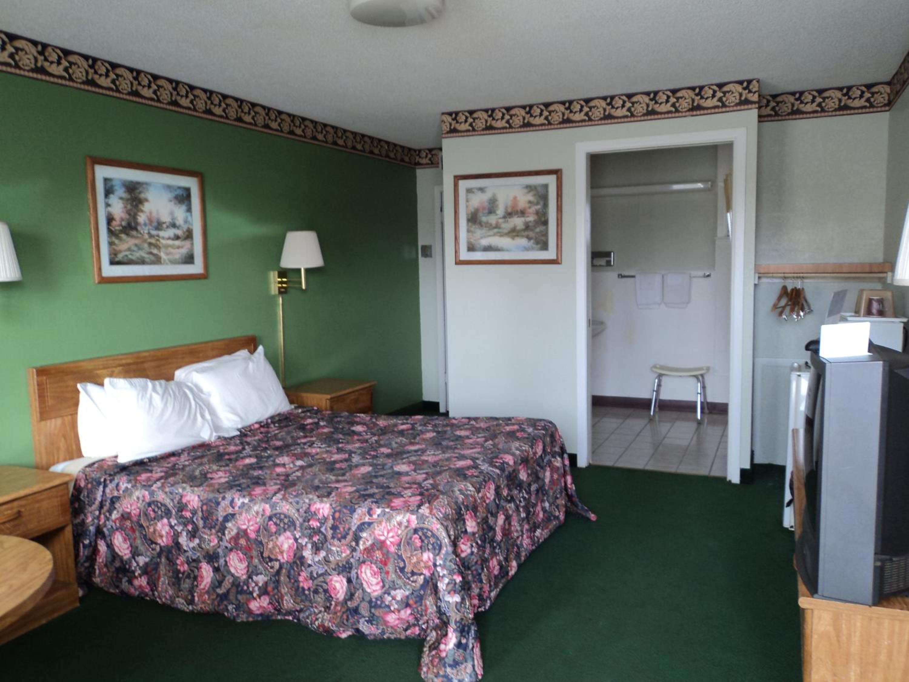 King Room - Disability Access/Non-Smoking