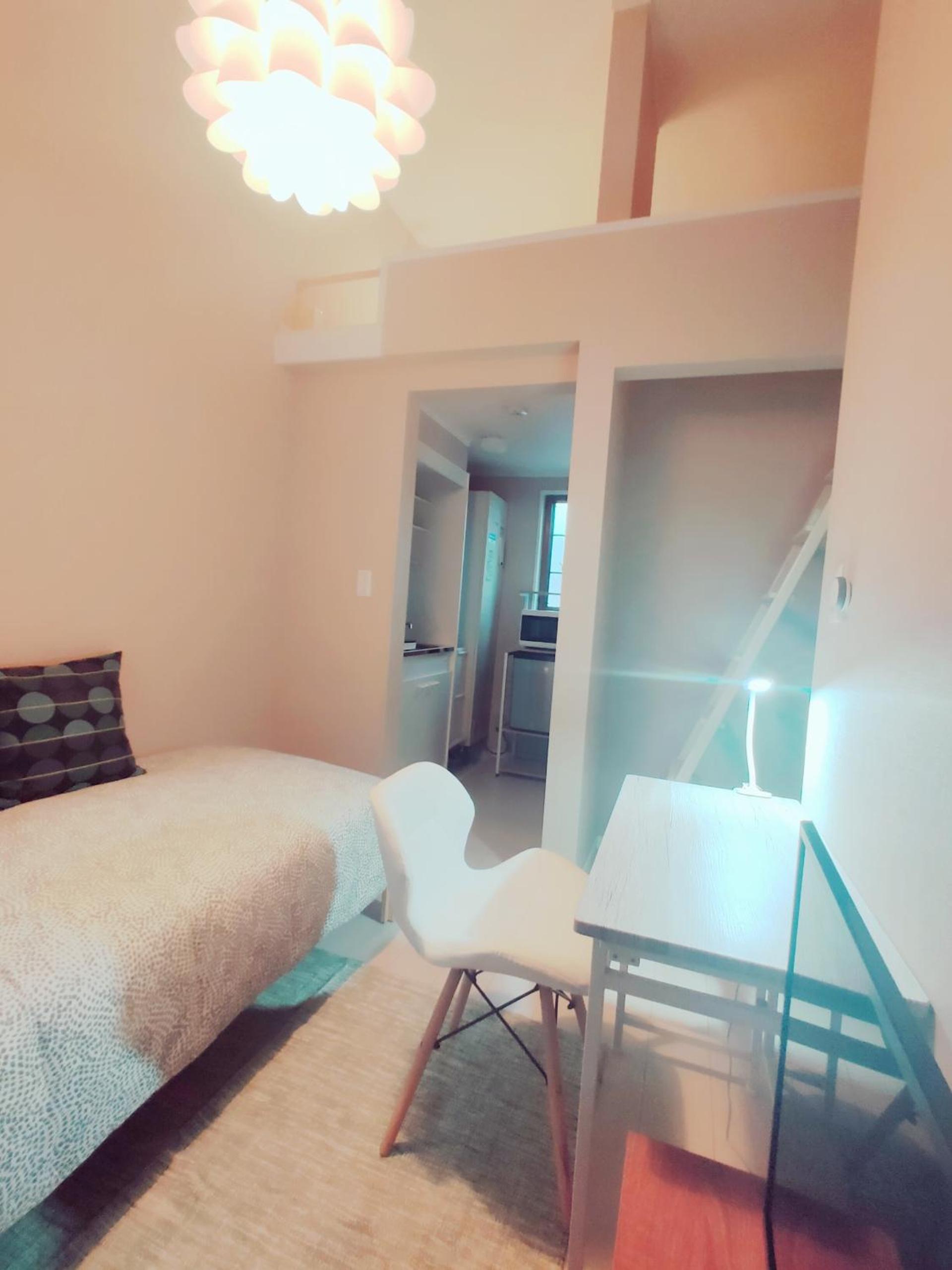 Apartment with Balcony - Photo 11