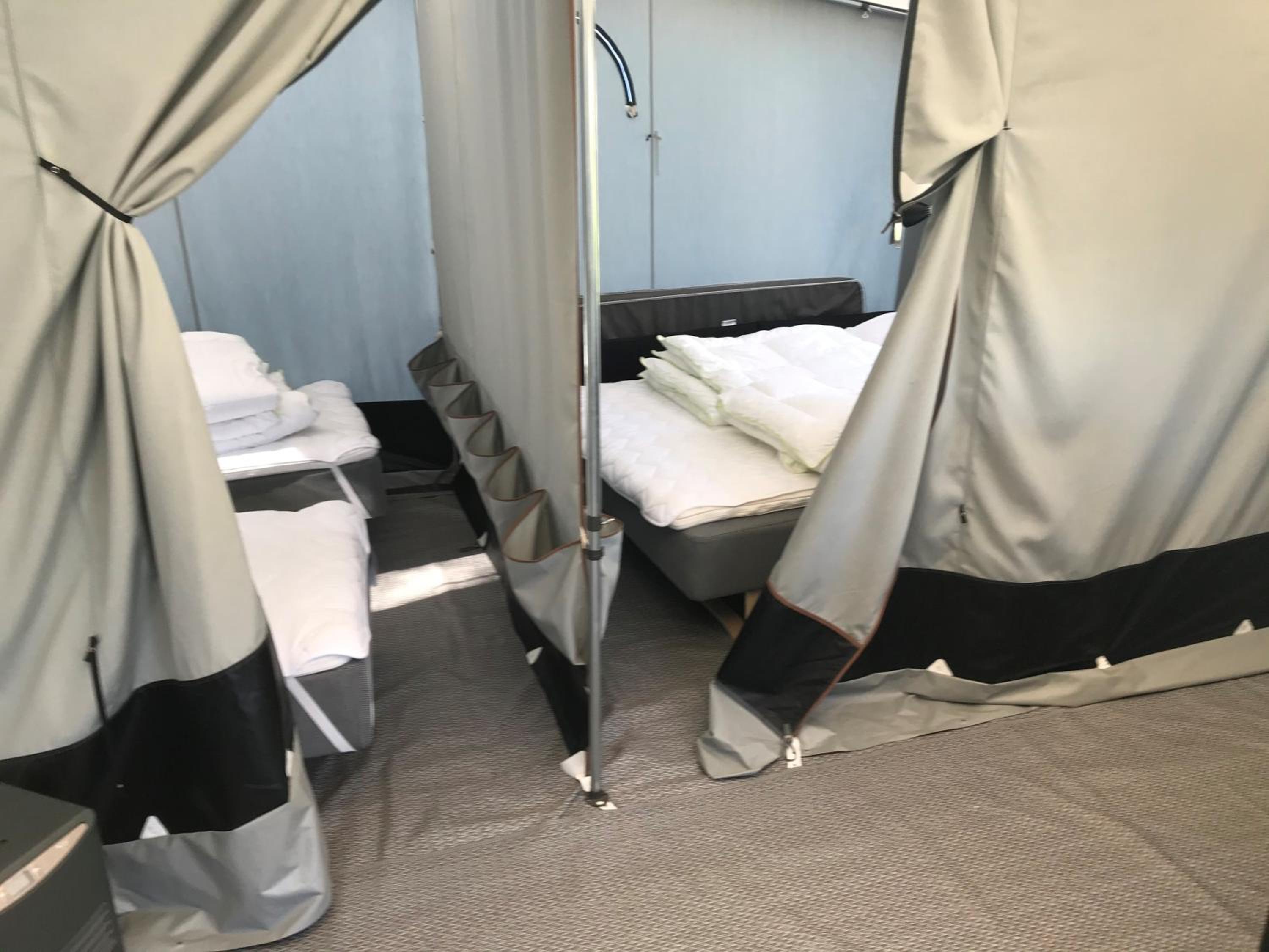 Tent (5 Adults)