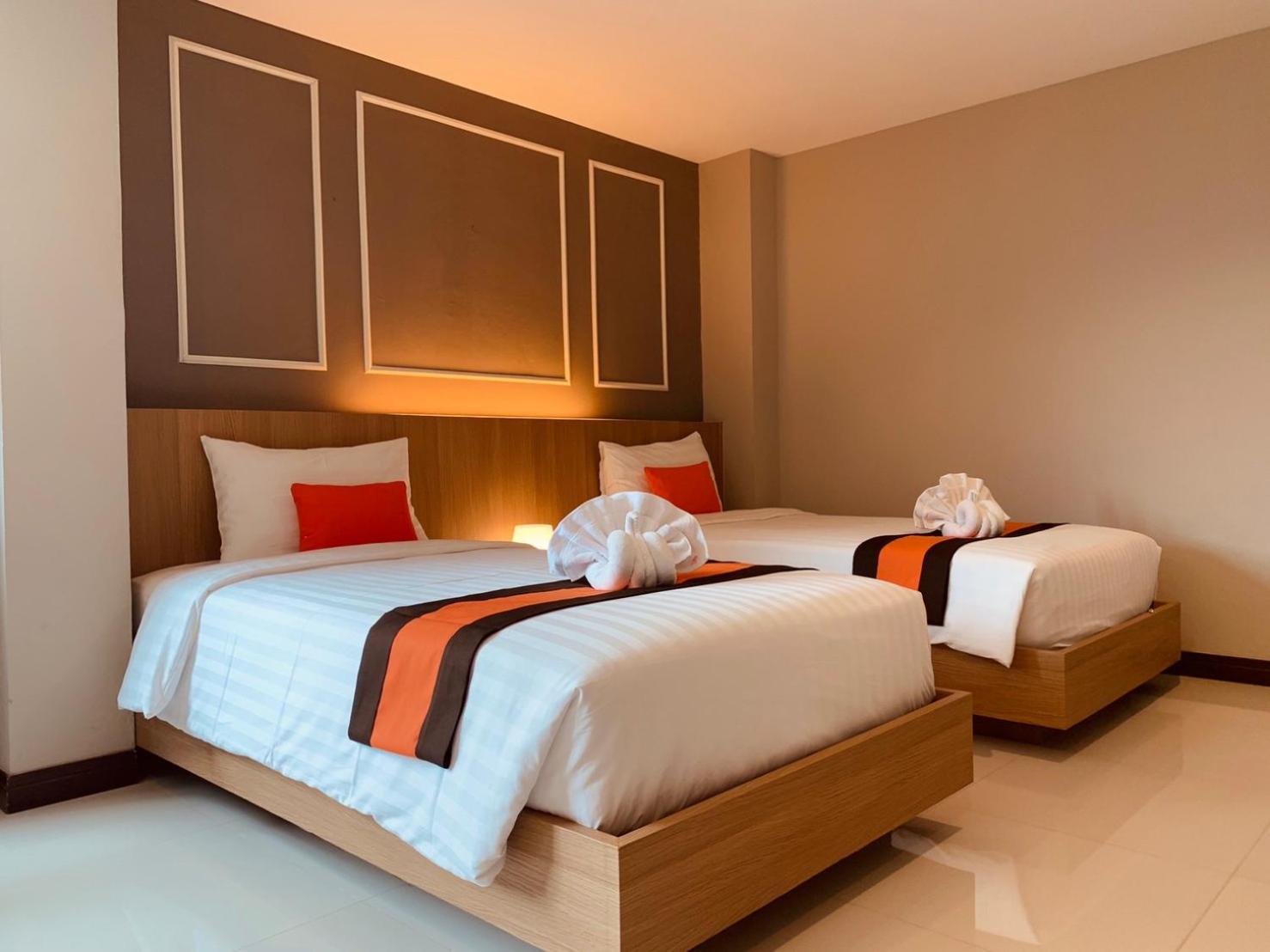Deluxe Twin Room - Photo 10