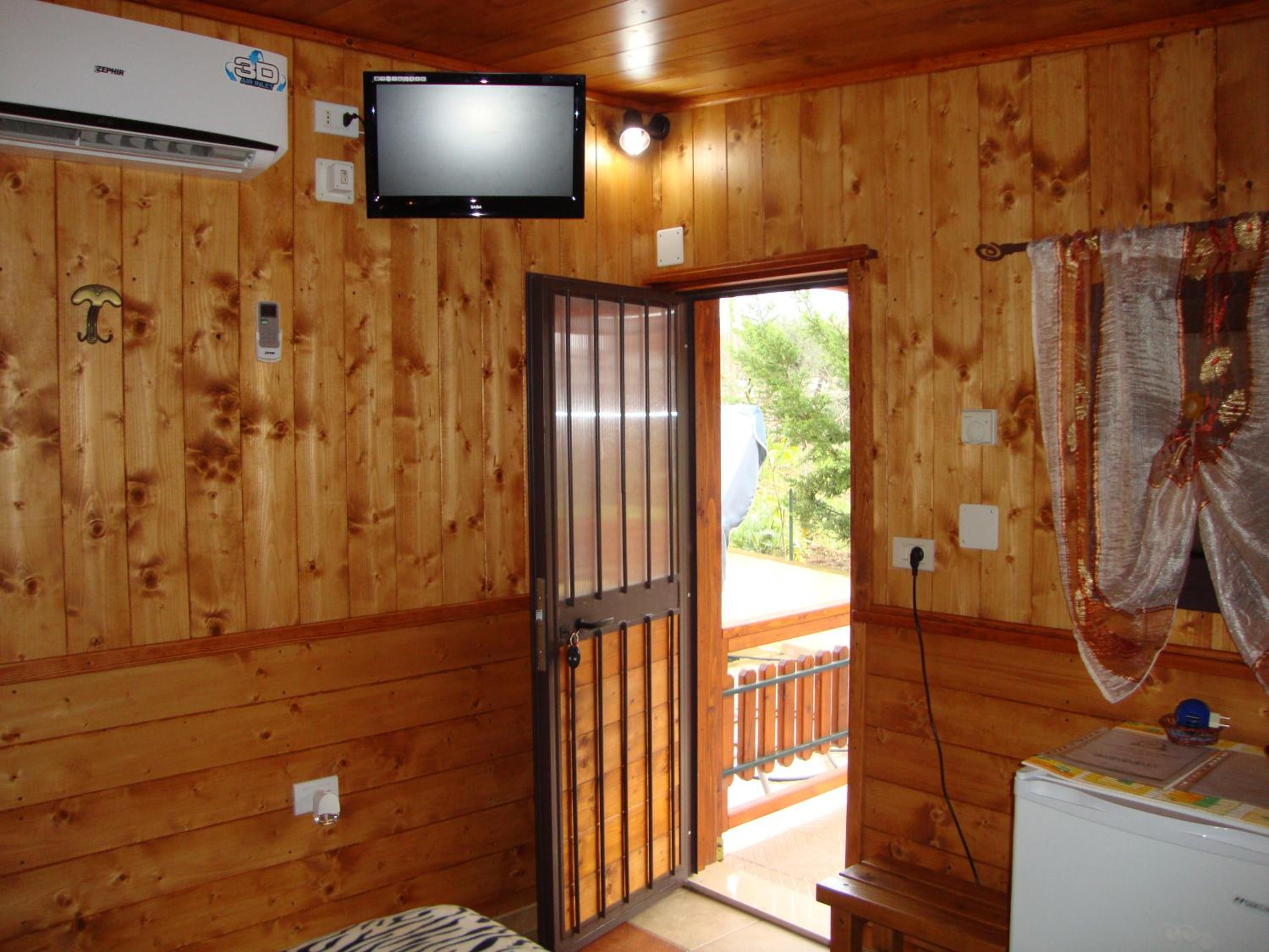 Double Room with Private Bathroom photo 2