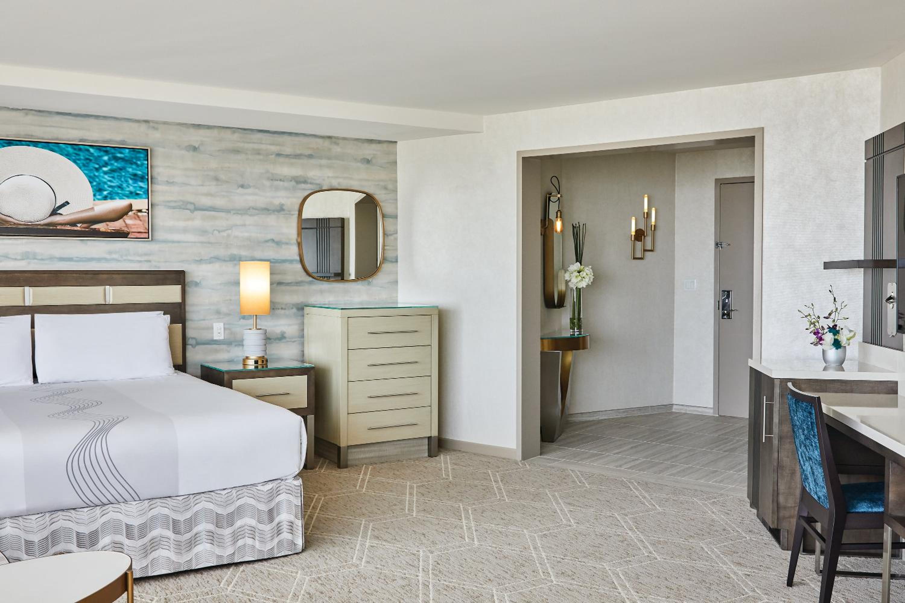 Fiore King Suite