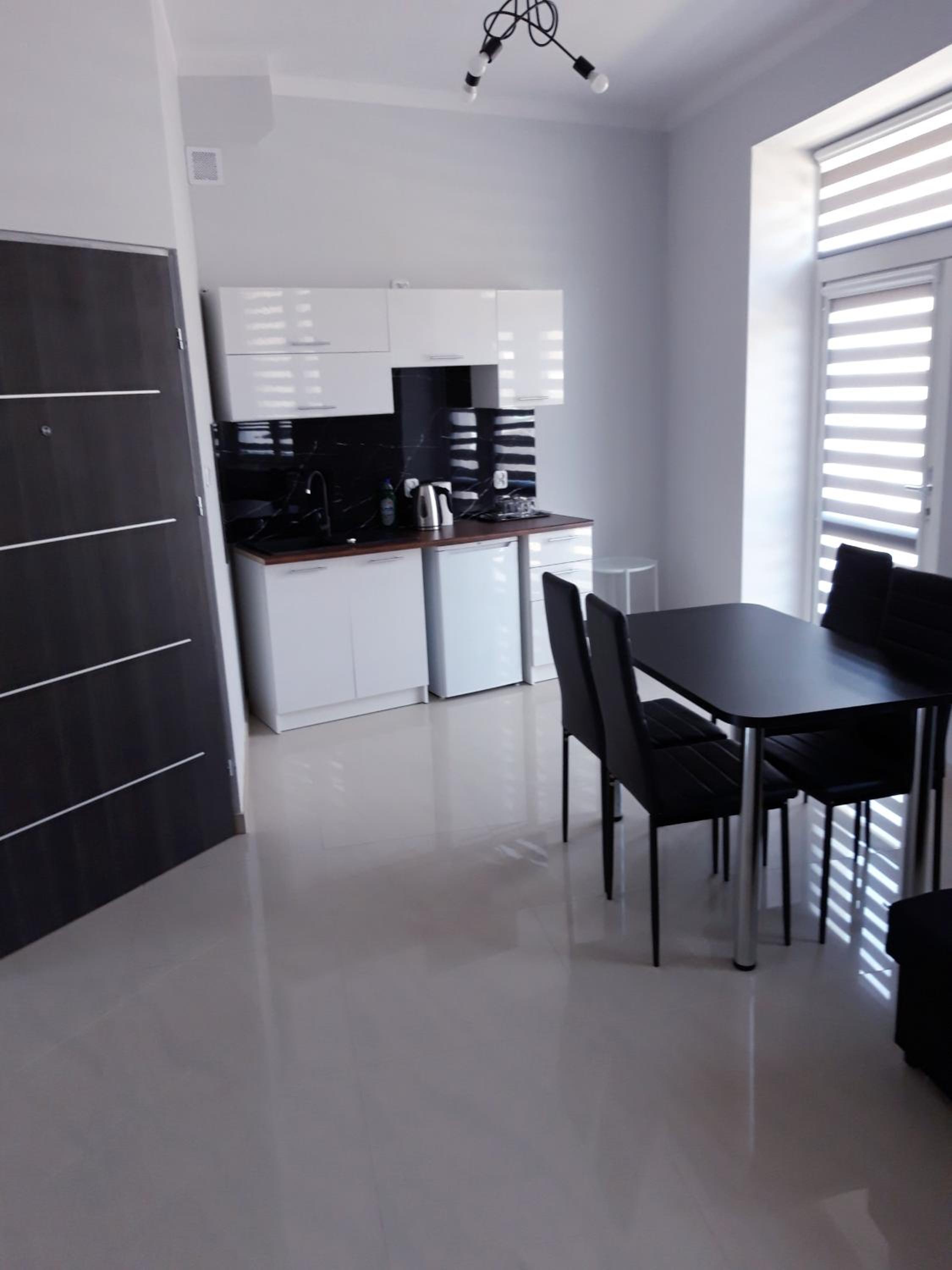Apartment - Photo 10