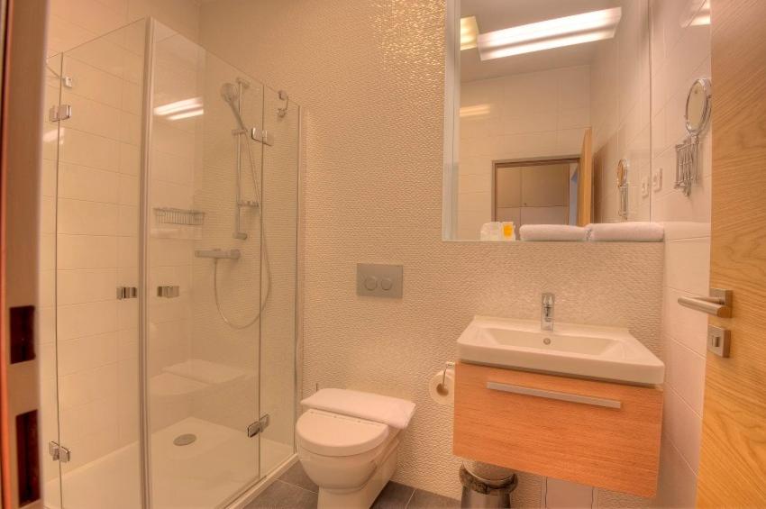 Double or Twin Room photo 2