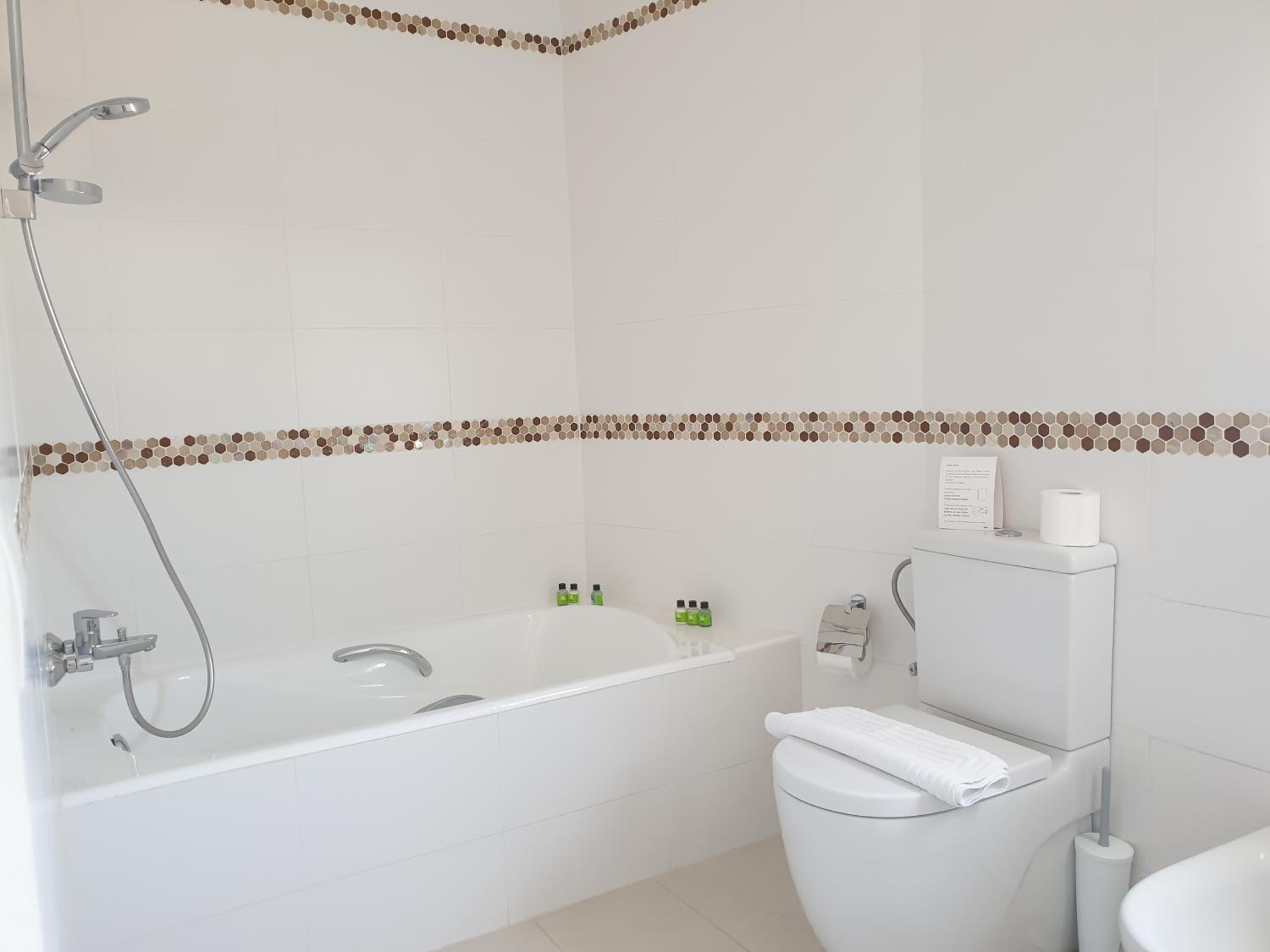 Triple Room - Photo 4