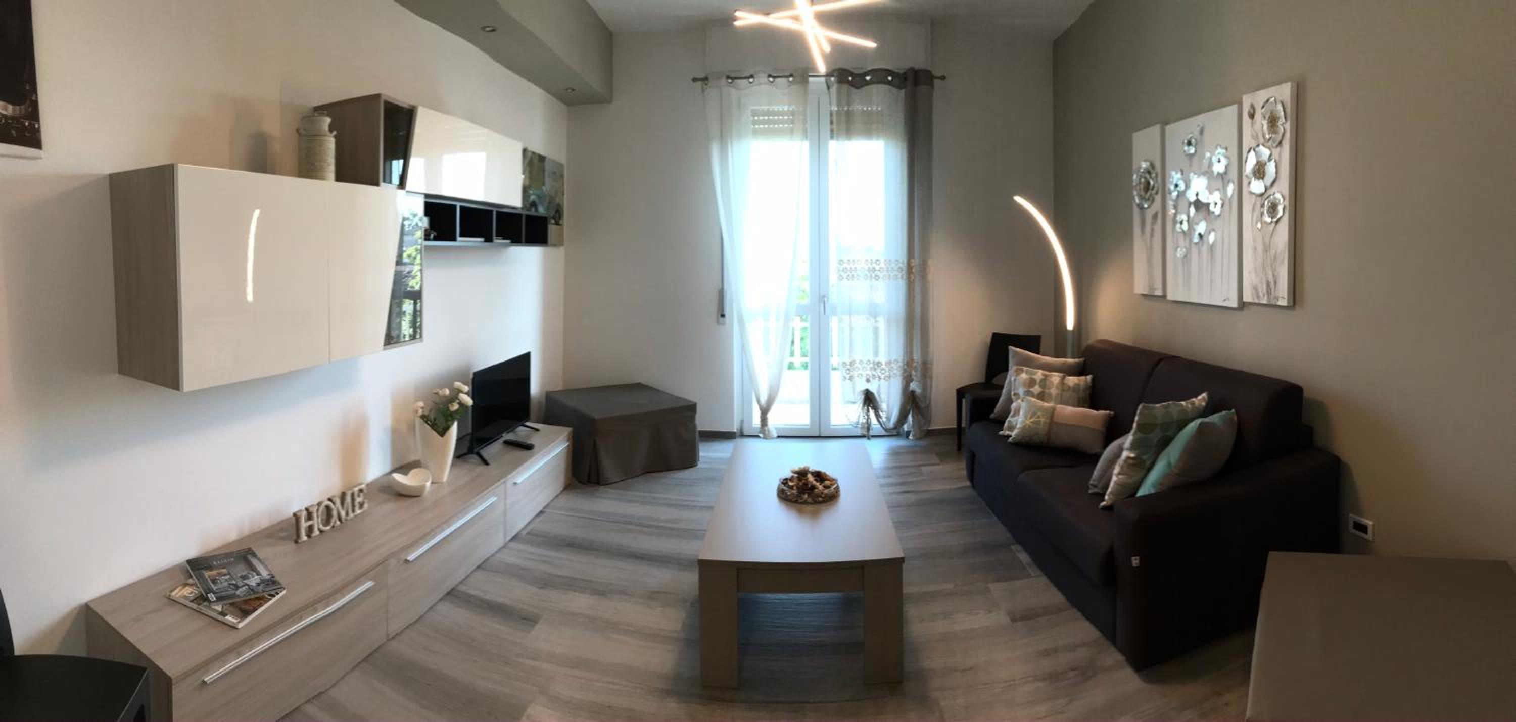 One-Bedroom Apartment - Photo 6