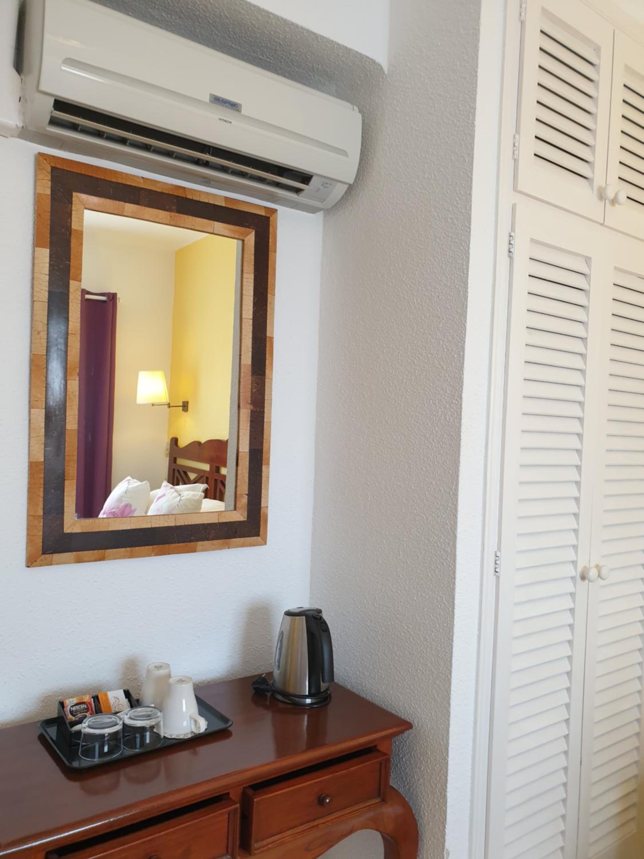 Triple Room - Photo 12