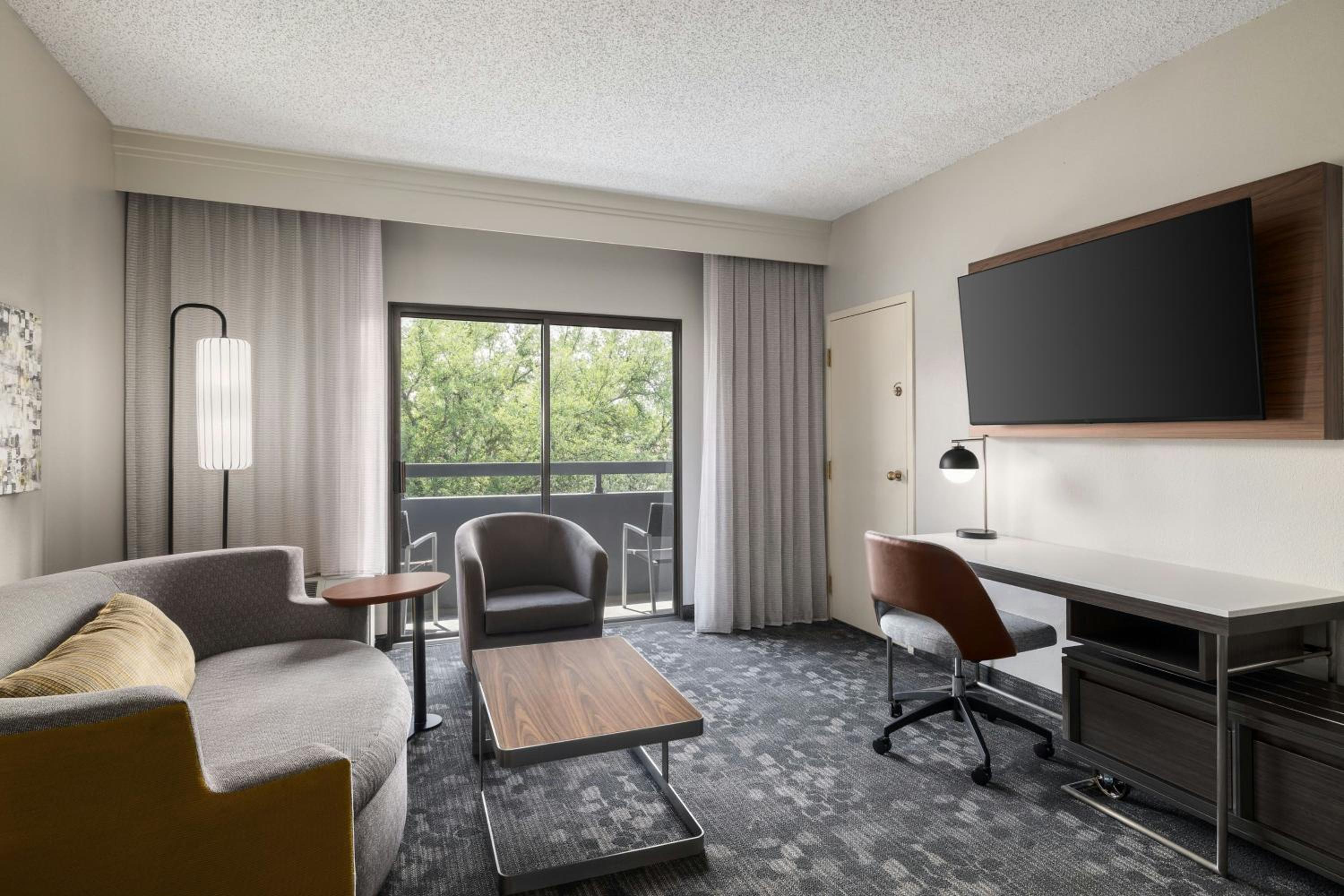 One-Bedroom Double Suite with Two Double Beds and Sofa Bed