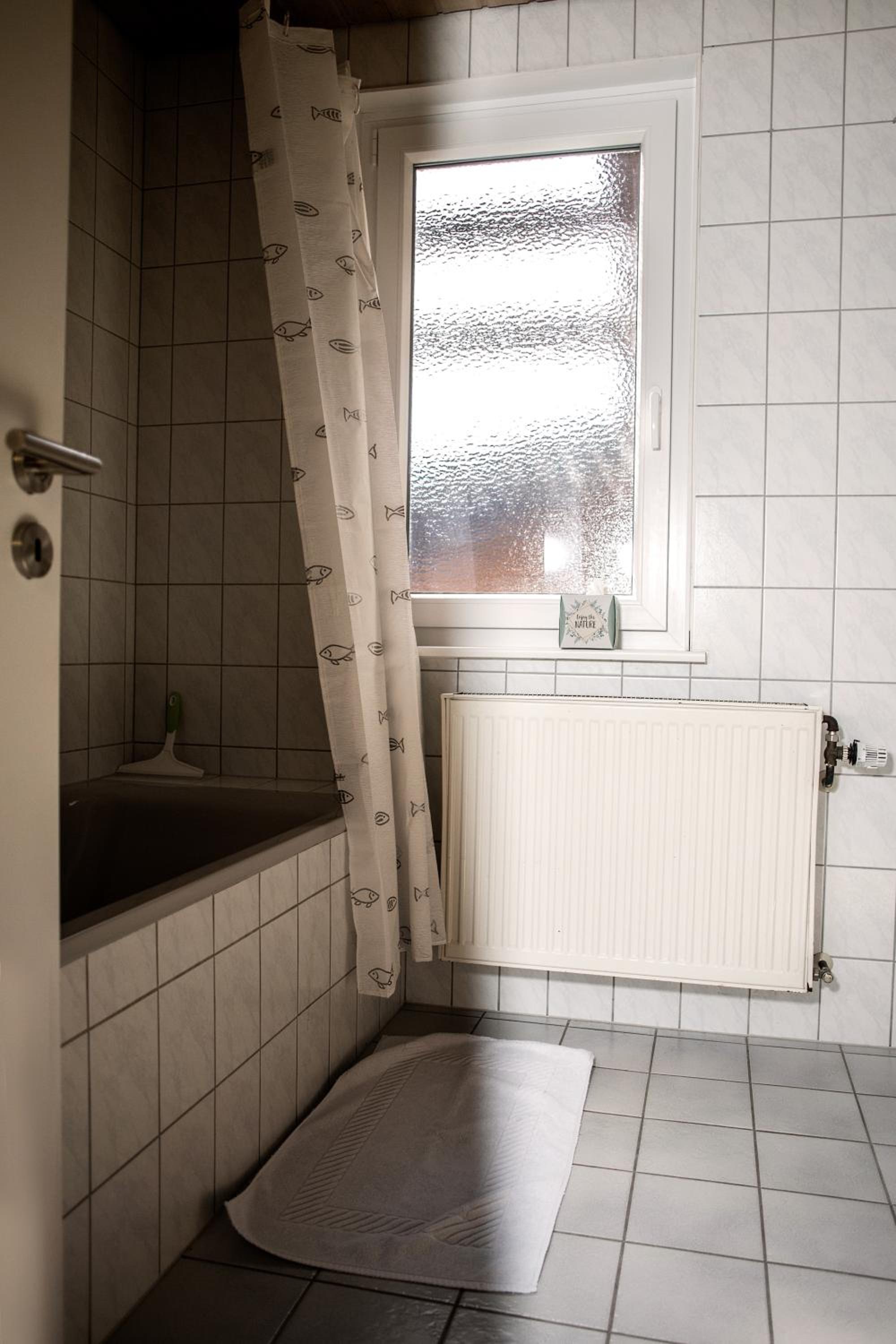 Two-Bedroom Apartment - Photo 9