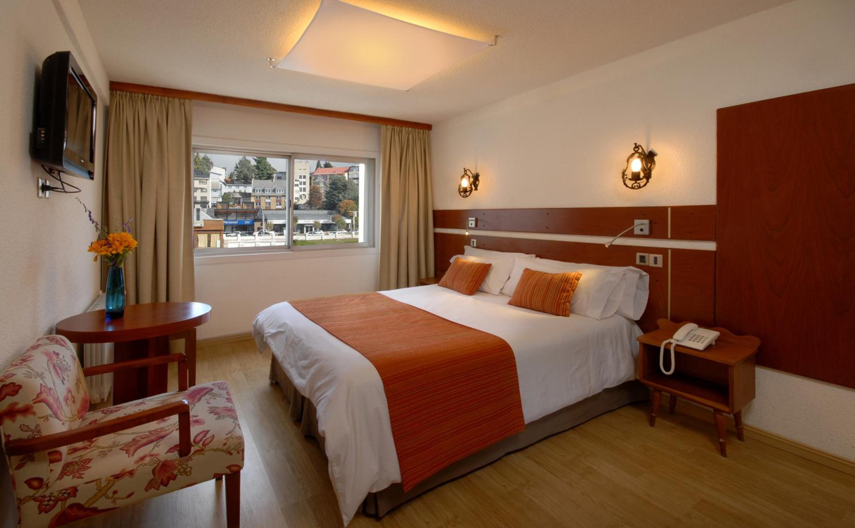 Double or Twin Room with City View