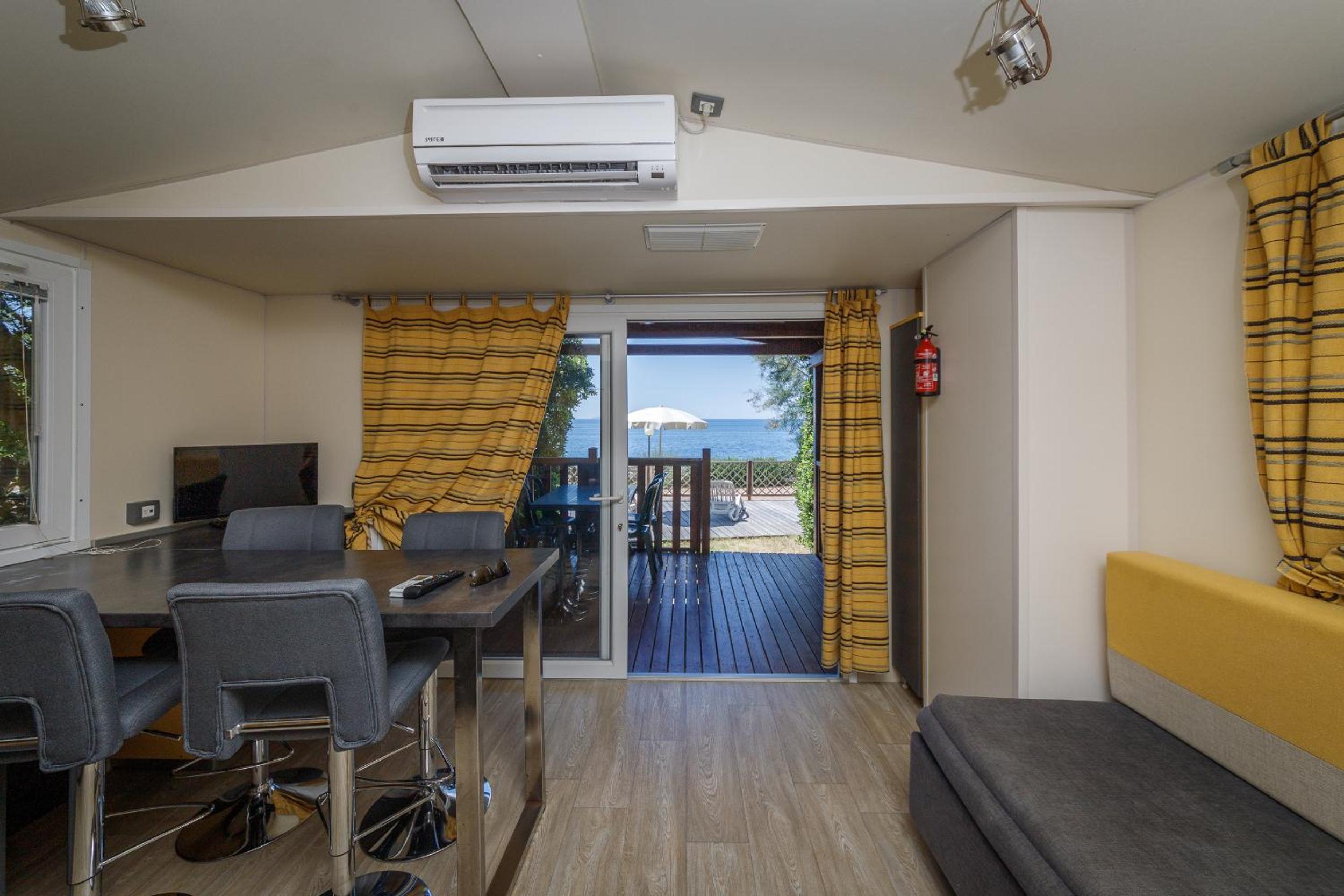 Apartment with Sea View photo 2