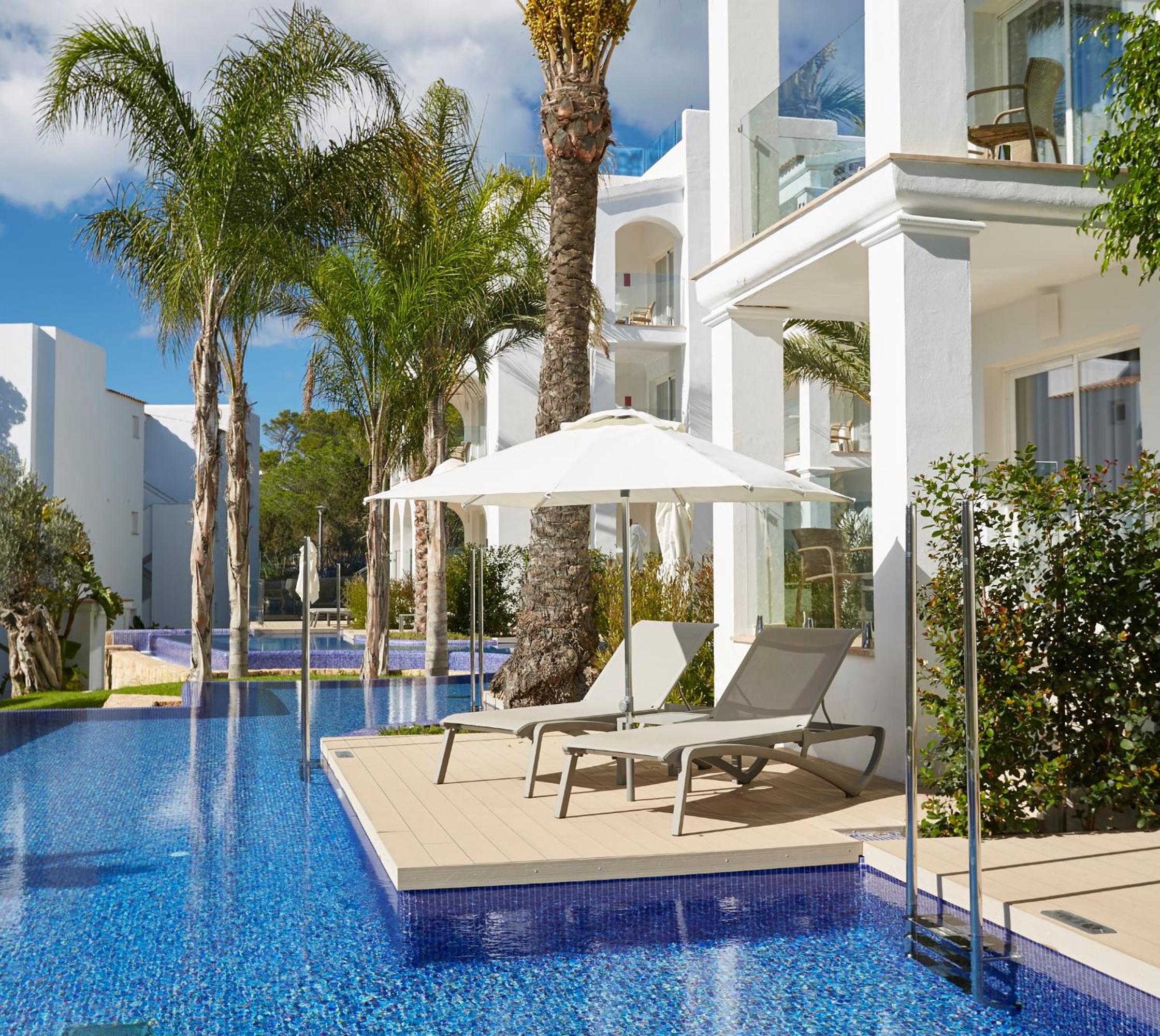 Double Room Swim Up - Adults Only photo 2
