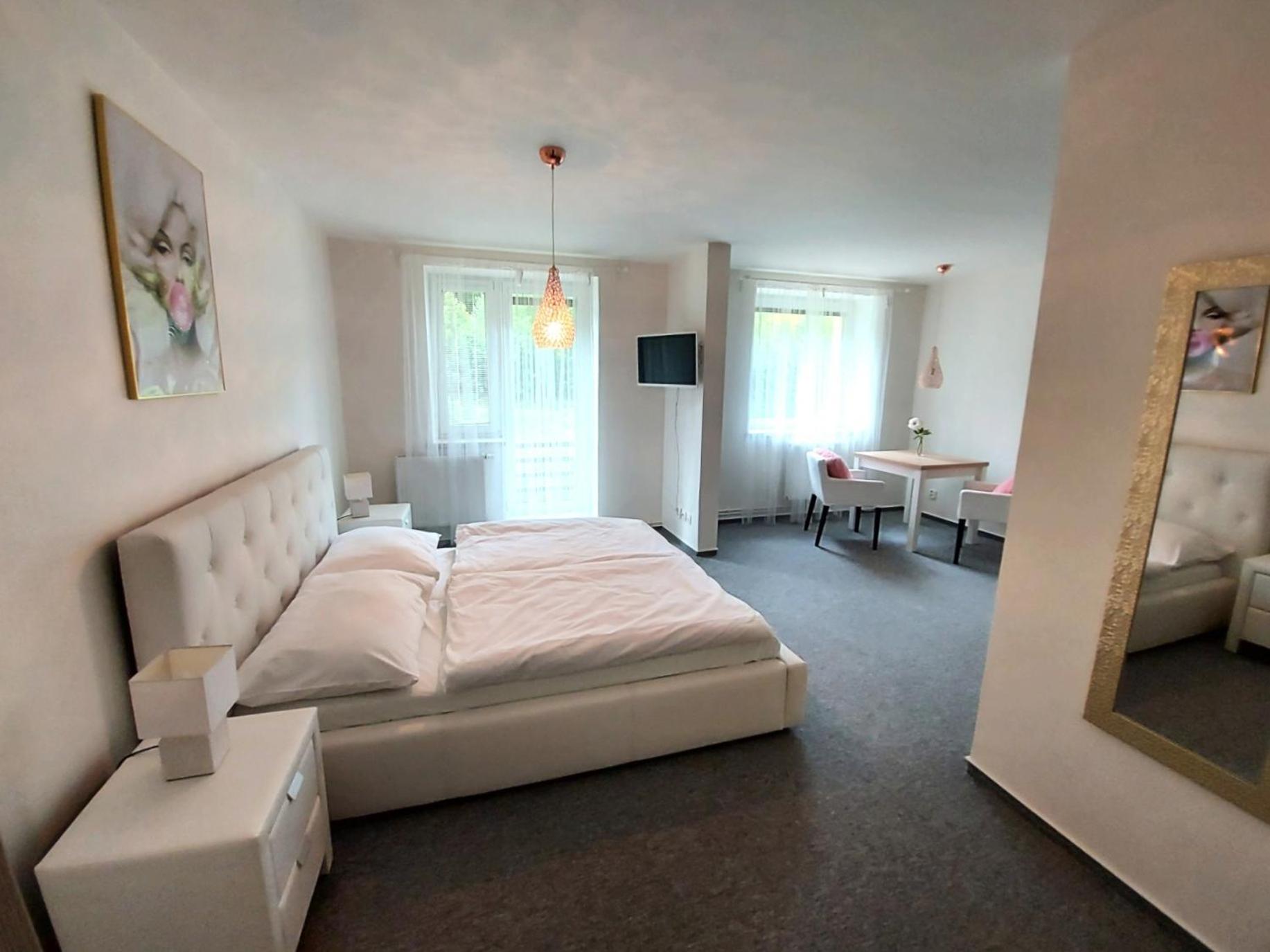 Suite photo 1