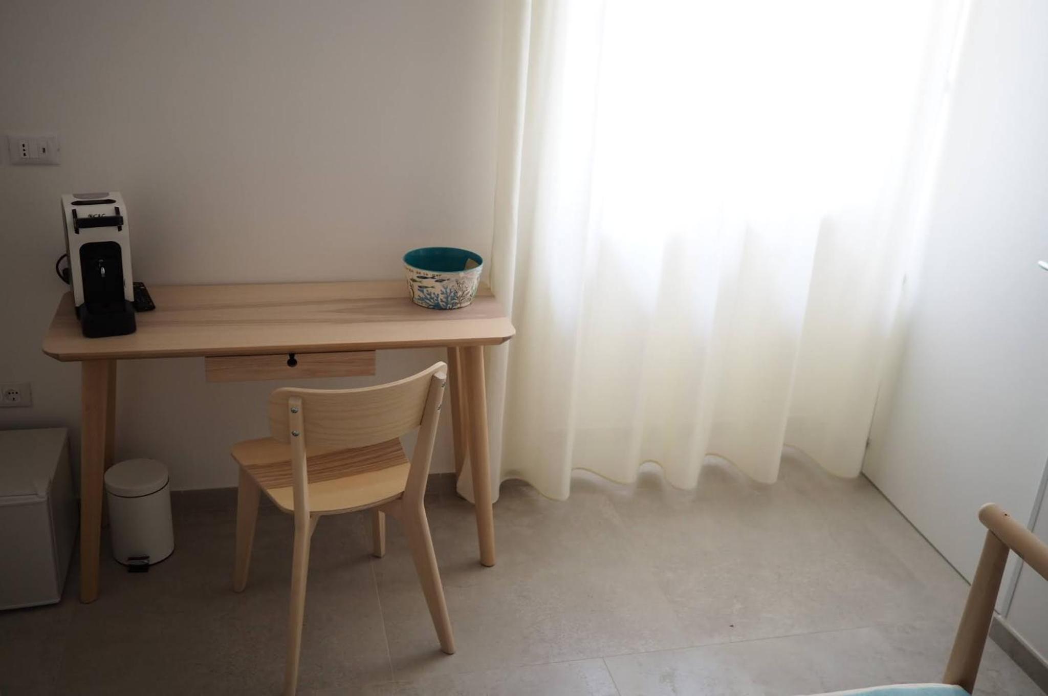 Double Room - Photo 16