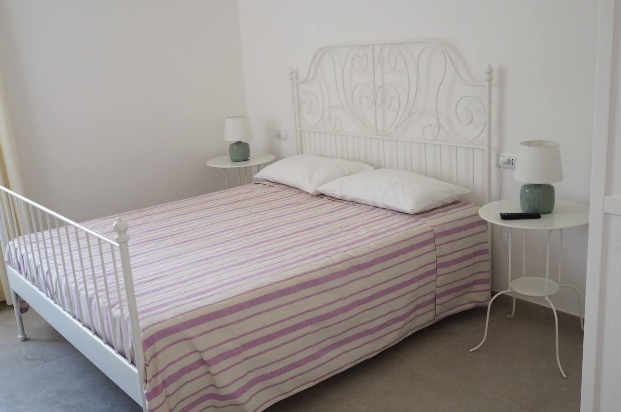 Double Room - Photo 9
