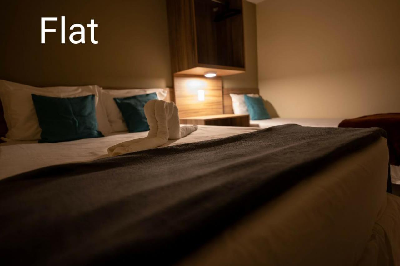 One-Bedroom Apartment - Photo 1