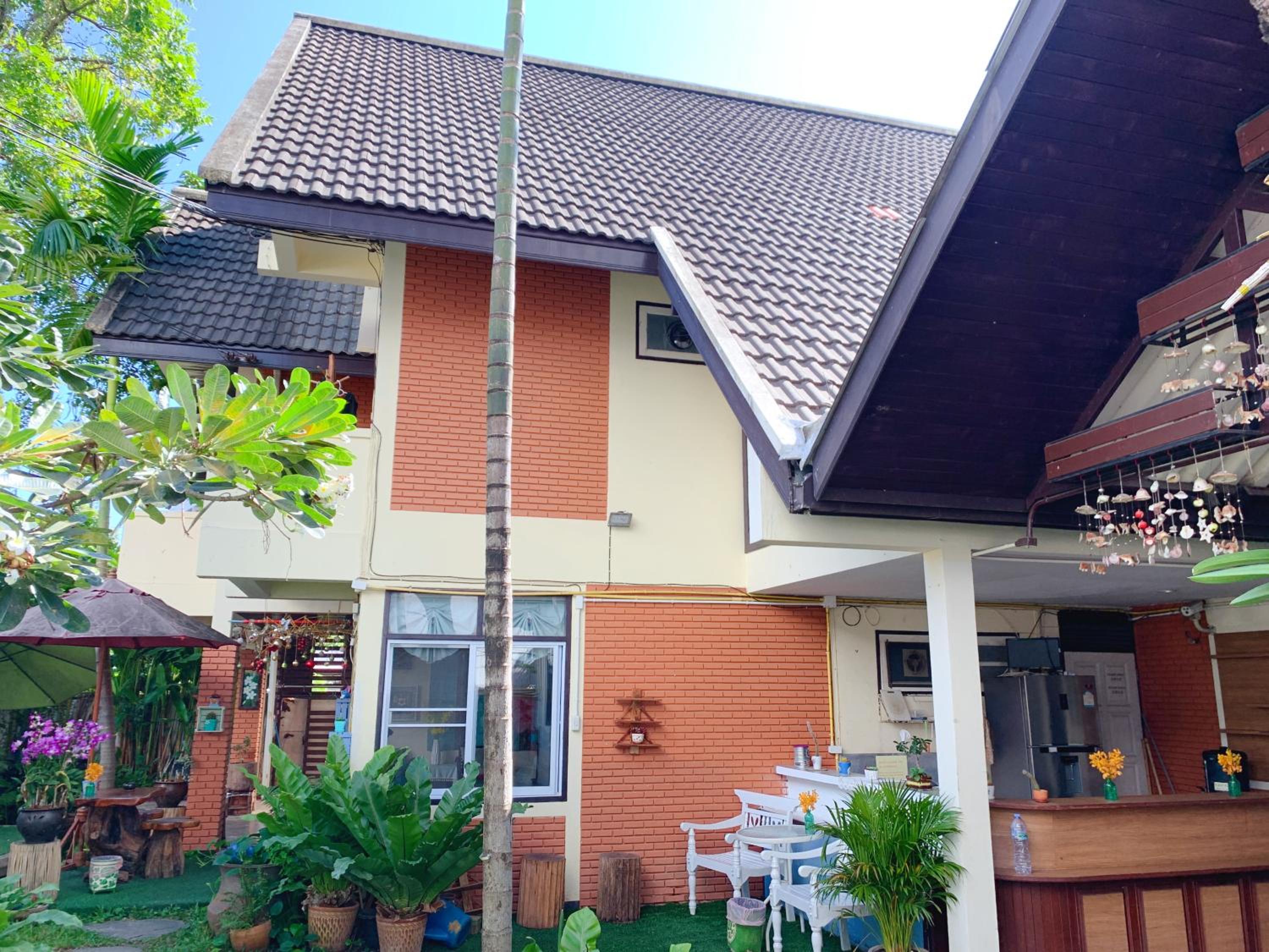 Double Room with Balcony - Photo 6