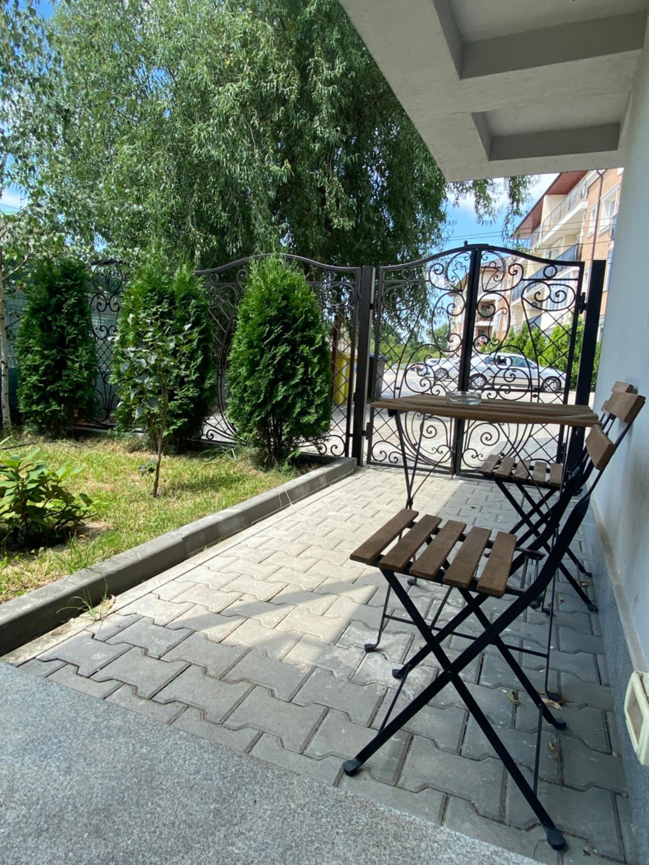 Apartment with Garden View photo 2