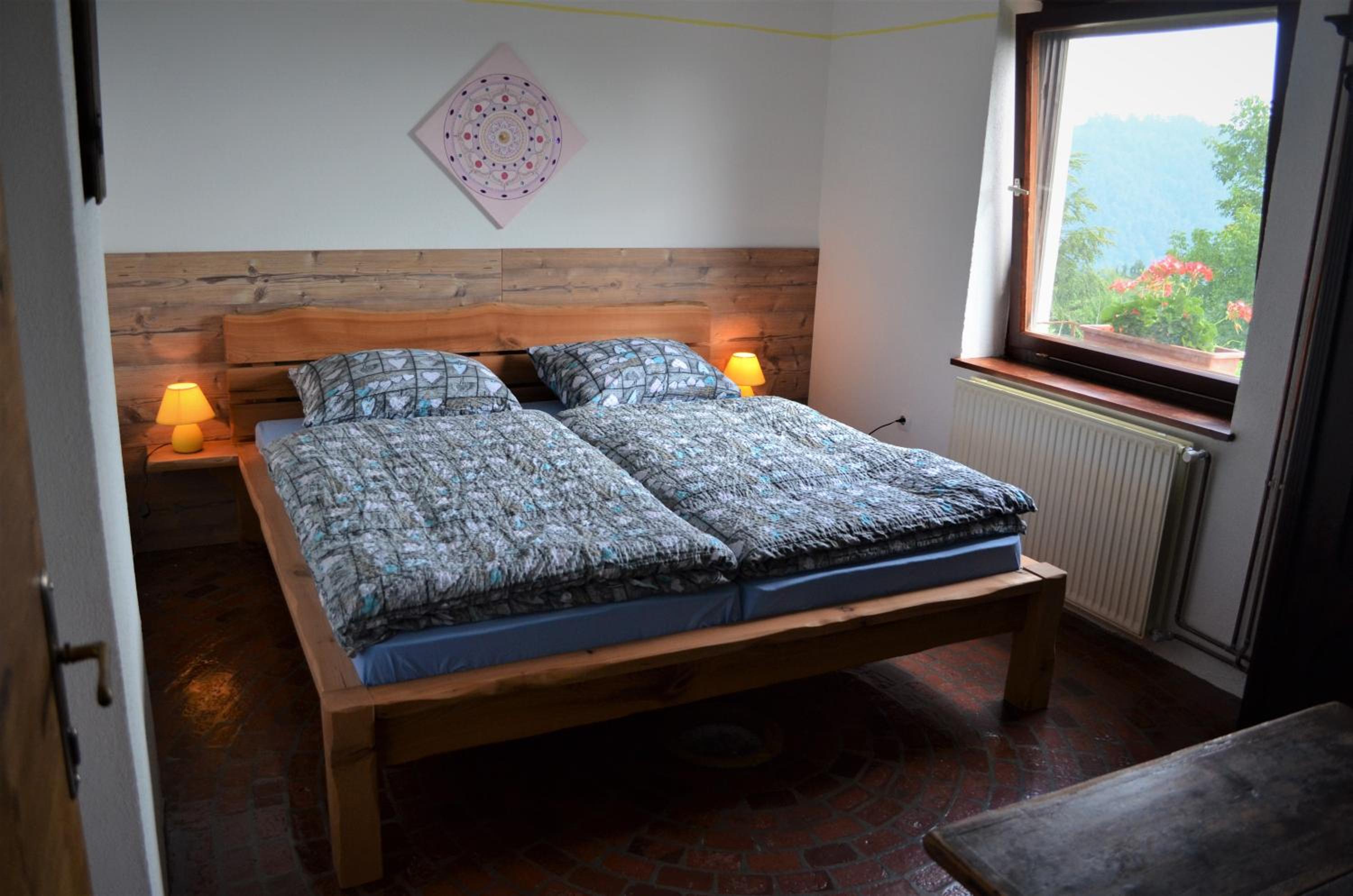 One-Bedroom Apartment - Photo 7